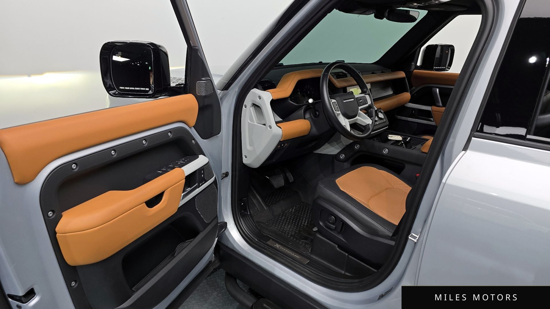 Land Rover Defender 2024 — миниатюра 10