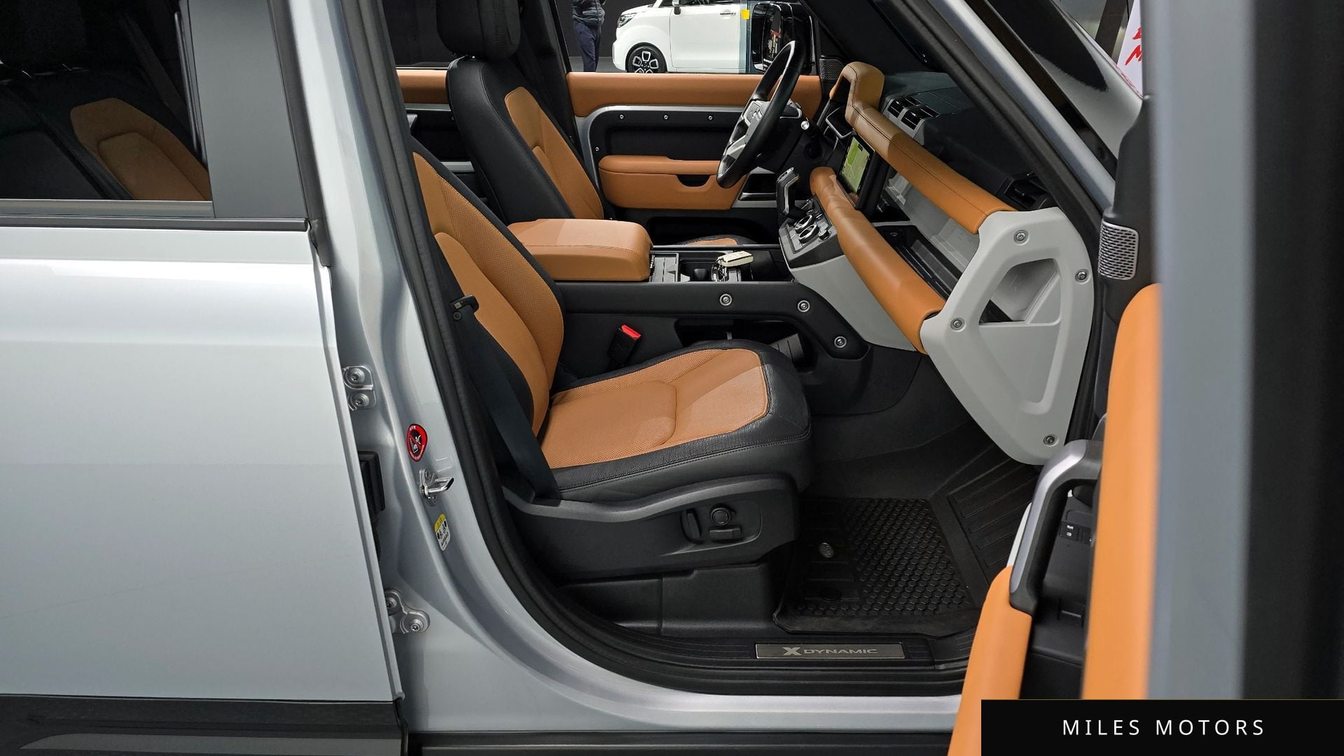 Land Rover Defender 2024 — миниатюра 11