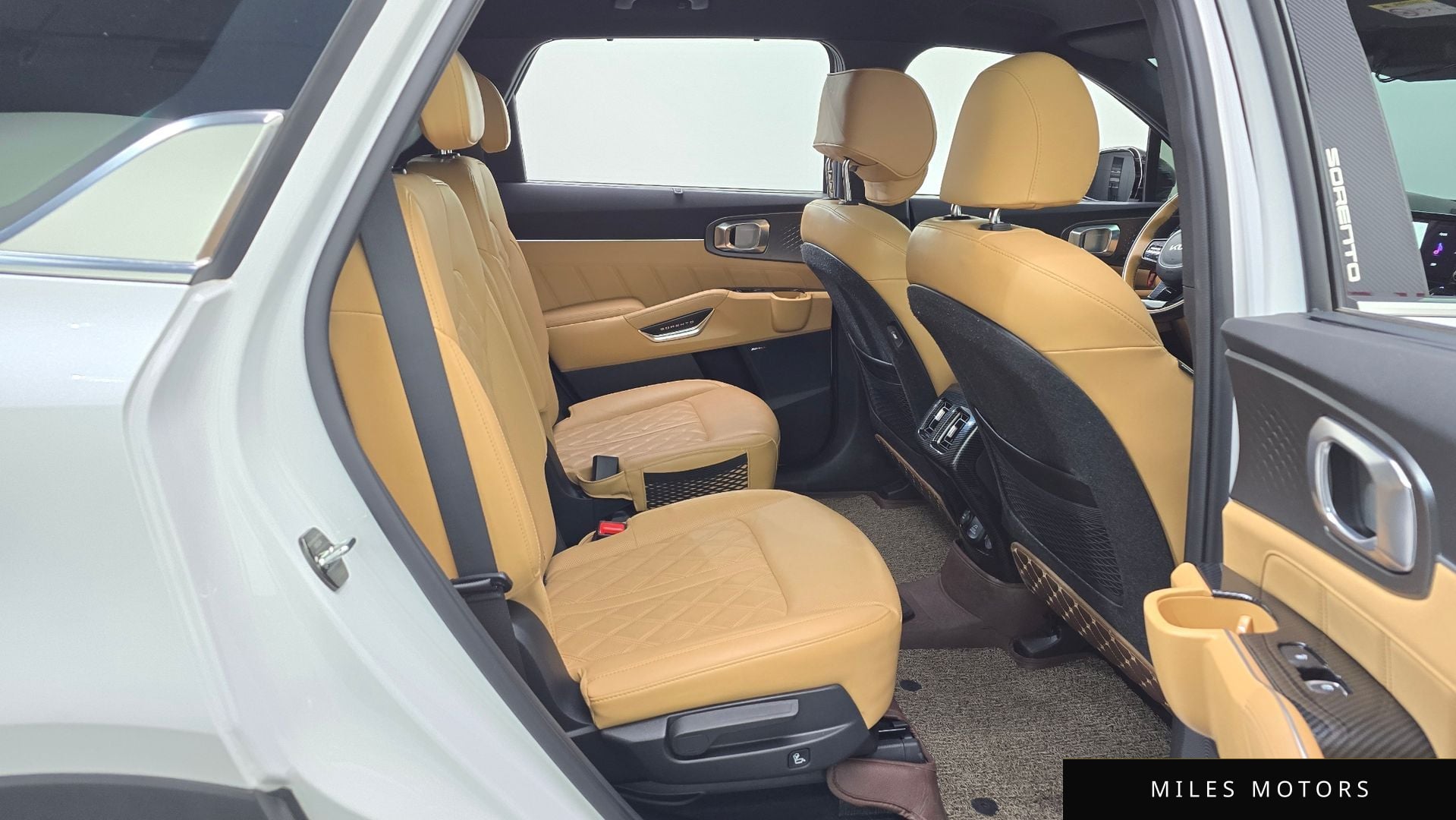 Kia Sorento 2023 — миниатюра 12