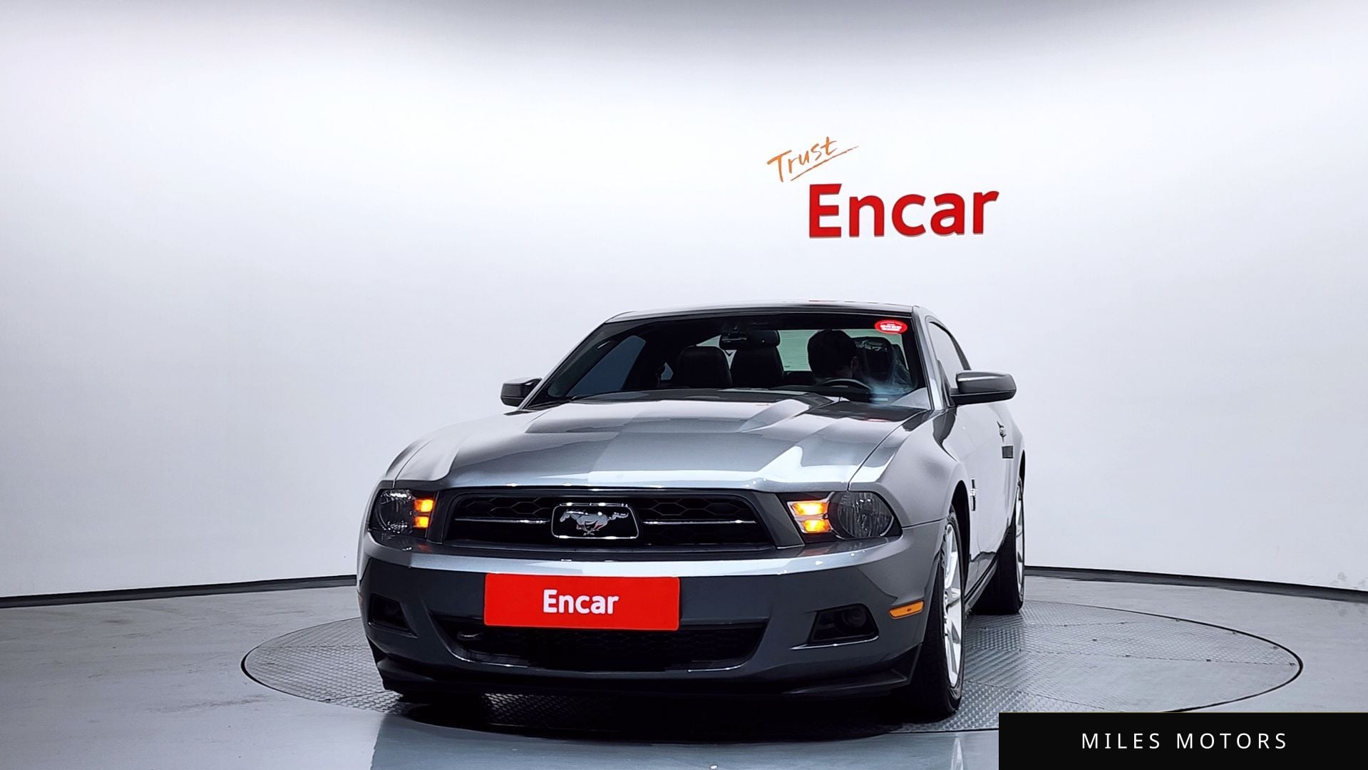 Ford Mustang 2011 — миниатюра 3