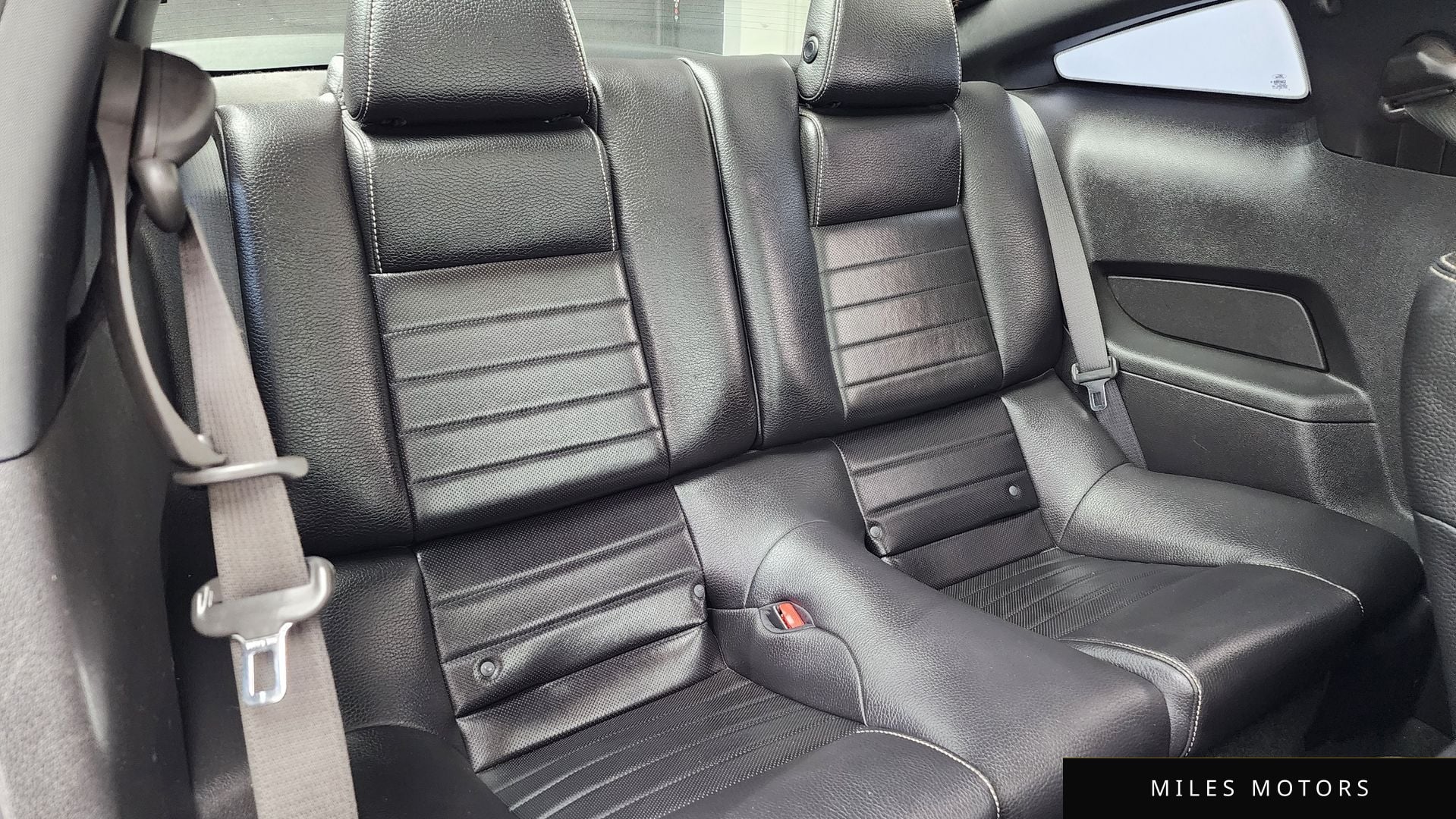 Ford Mustang 2011 — миниатюра 12