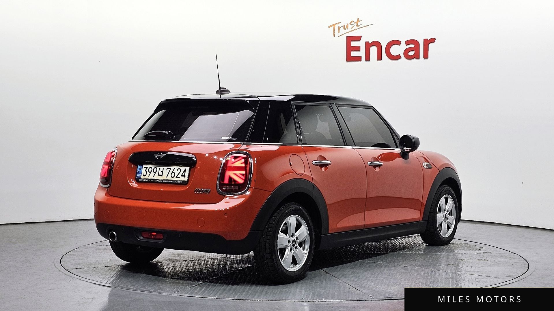 MINI Cooper 2021 — миниатюра 2