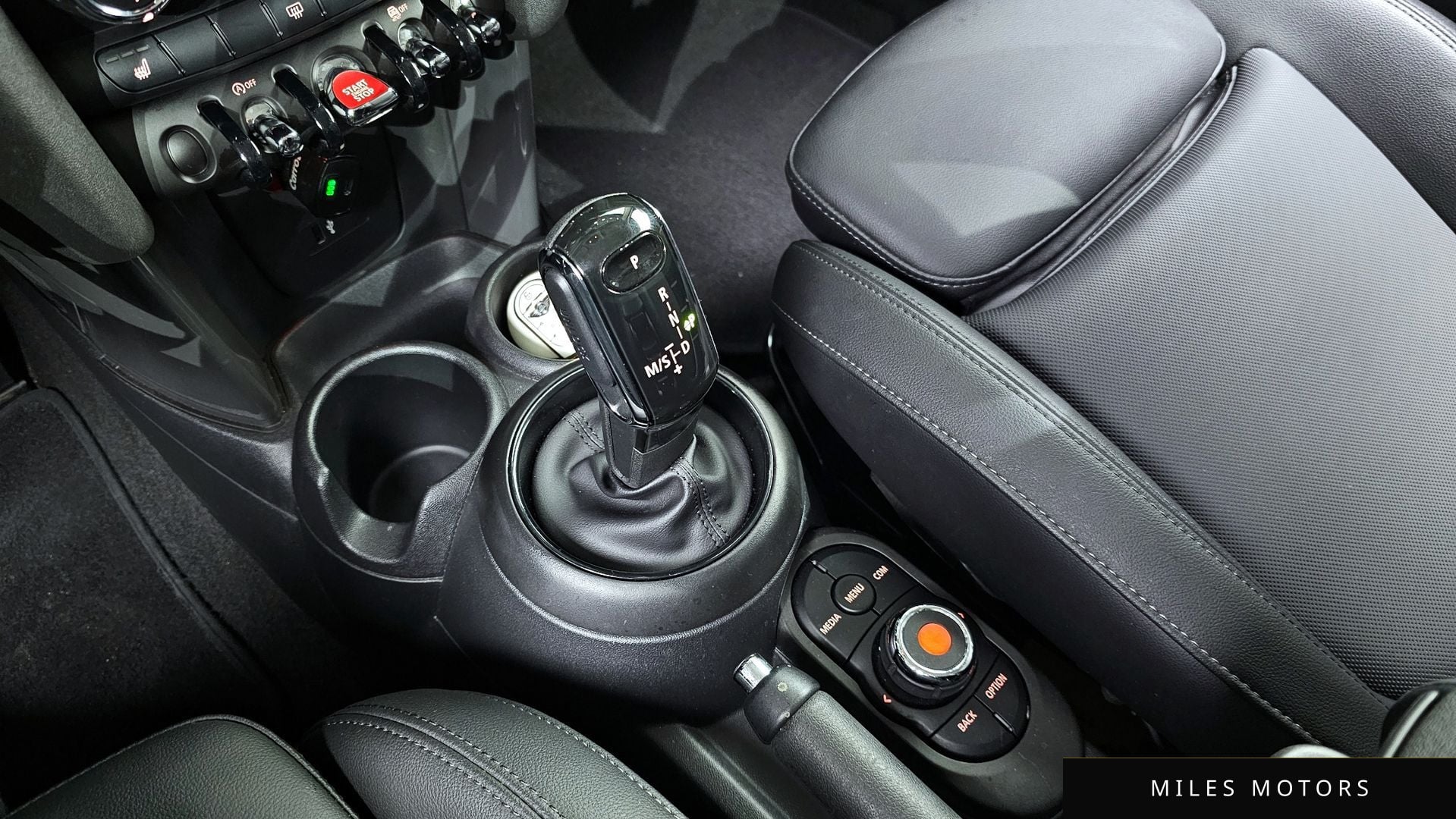 MINI Cooper 2021 — миниатюра 9