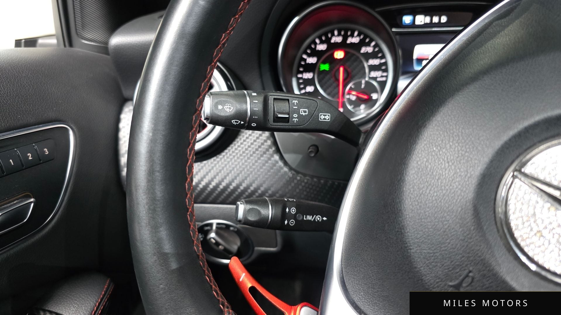 Mercedes-Benz A-Class W176 2018 — миниатюра 15