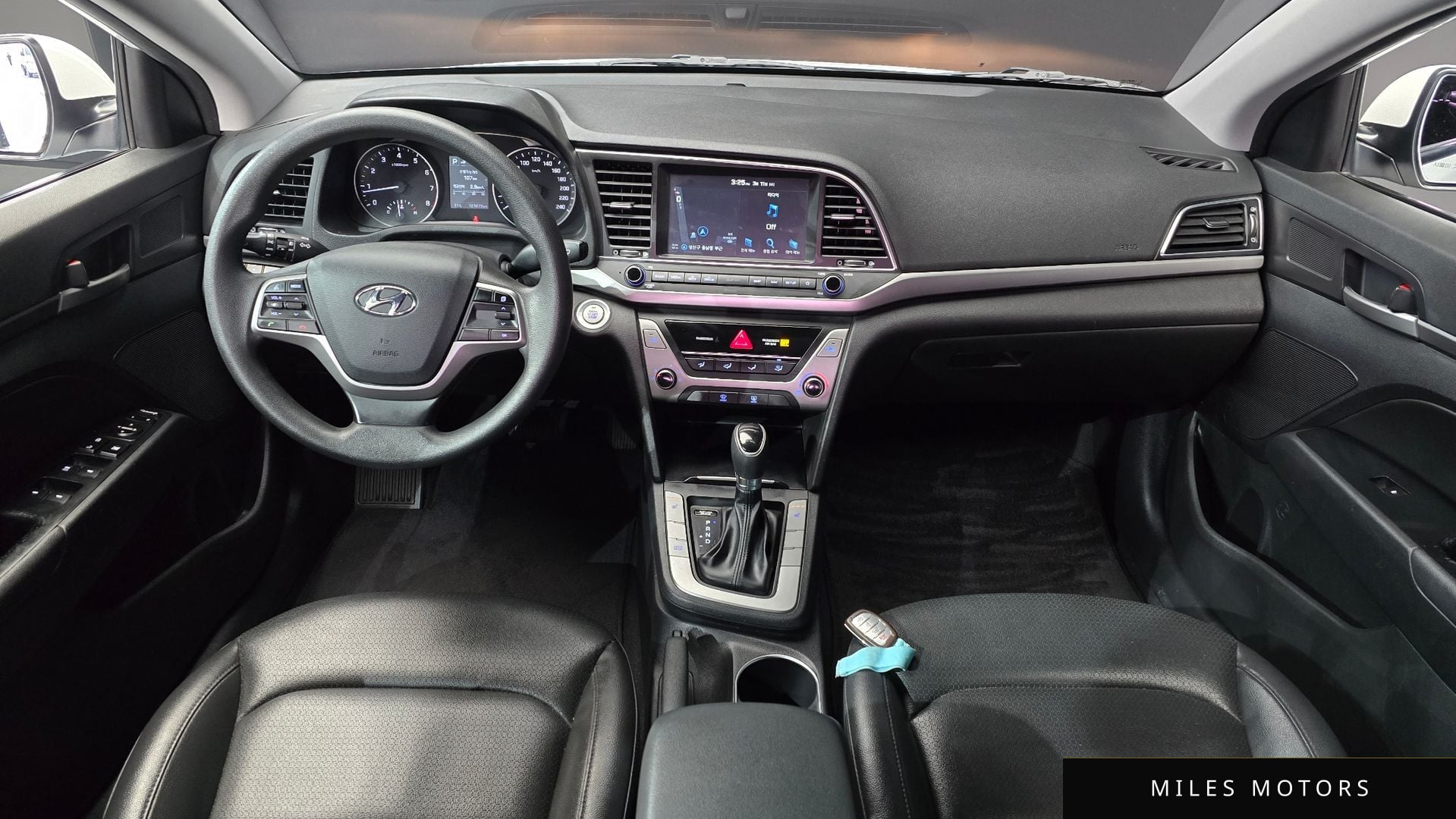 Hyundai AVANTE 2018 — миниатюра 7