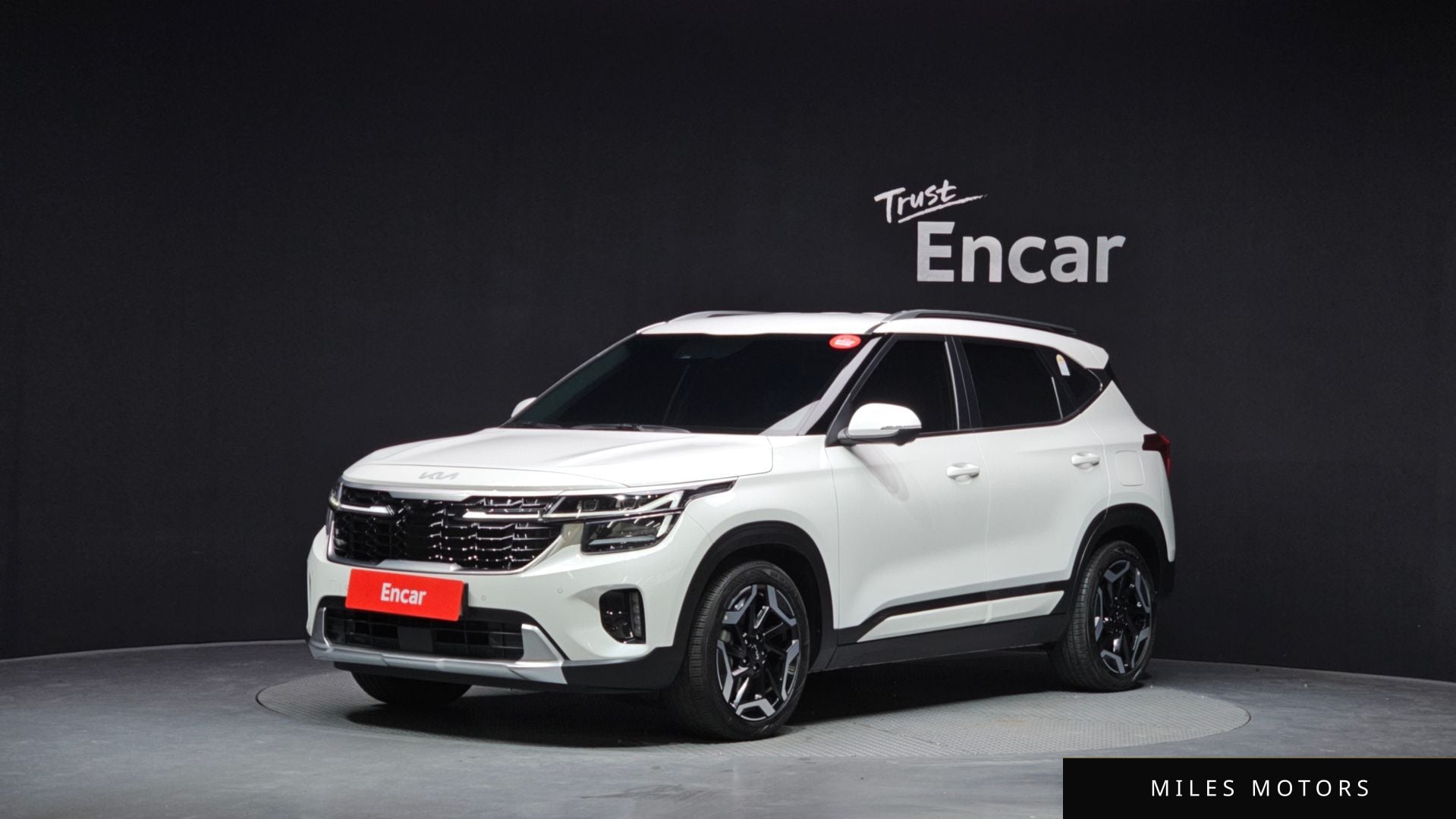 Kia Seltos 2024 — фото 1 из 12