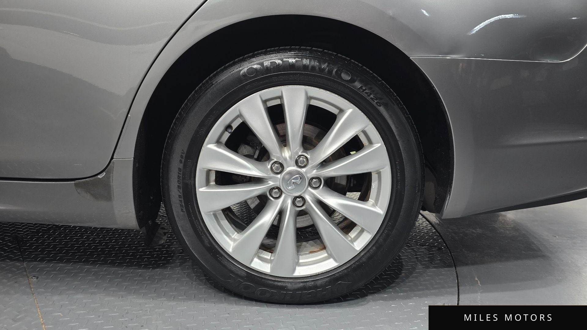 Infiniti M37 2011 — миниатюра 5