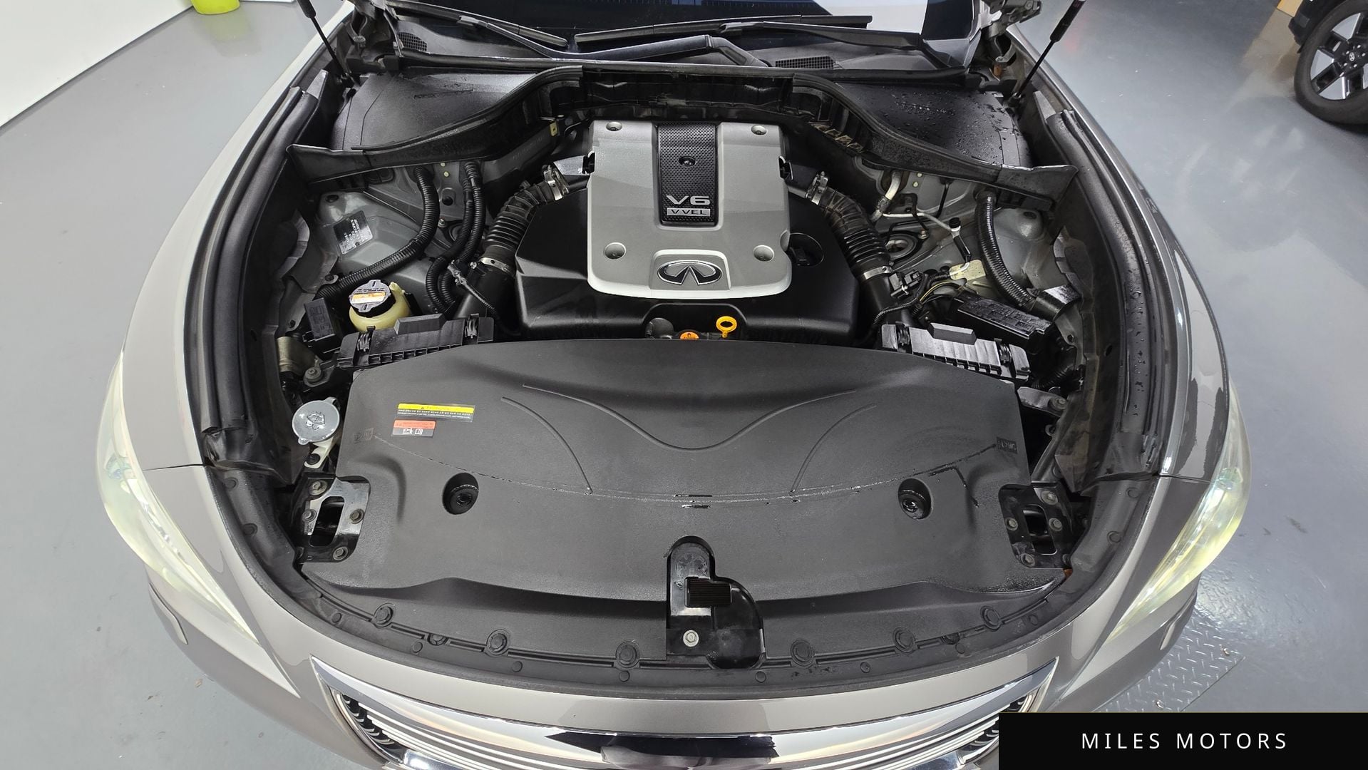 Infiniti M37 2011 — миниатюра 6