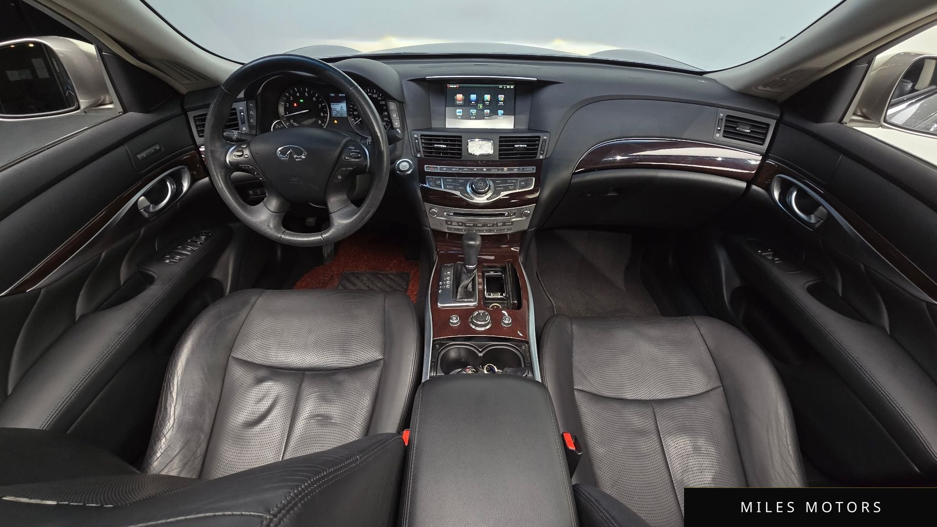 Infiniti M37 2011 — миниатюра 7