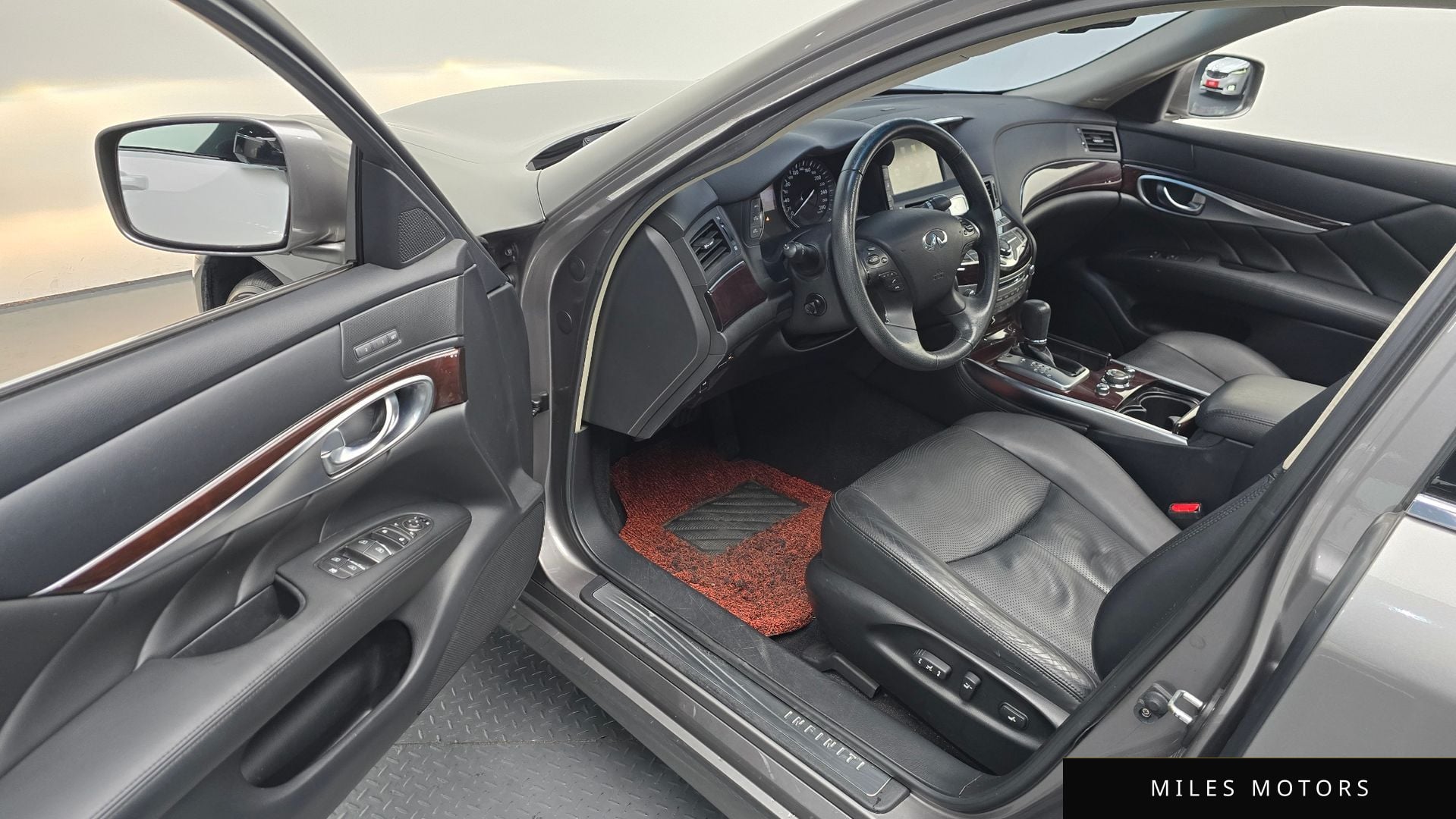 Infiniti M37 2011 — миниатюра 11