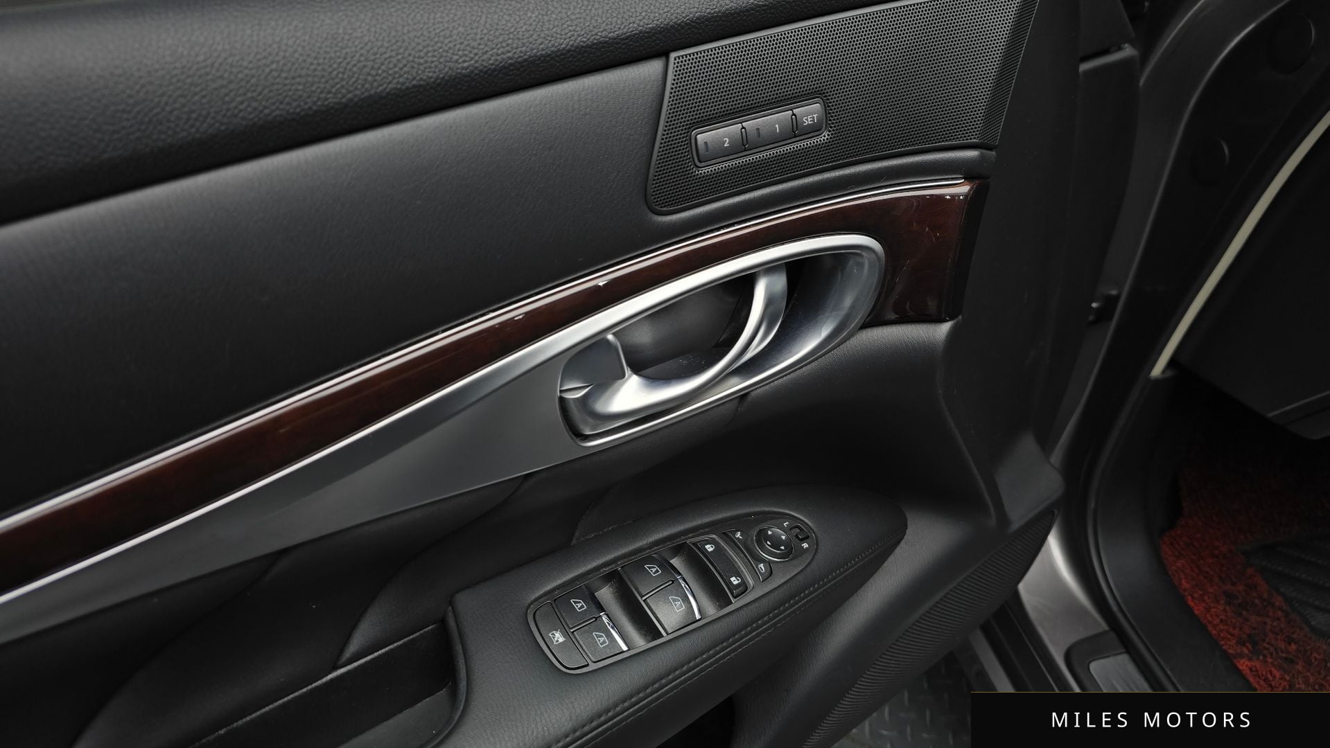 Infiniti M37 2011 — миниатюра 17
