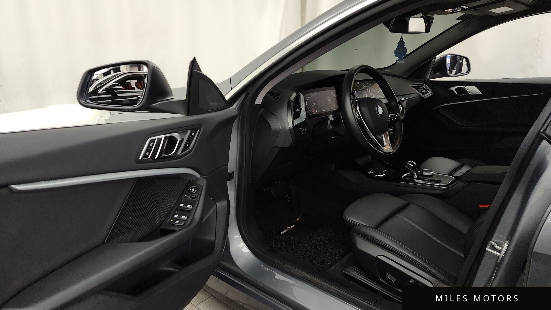 BMW 2-Series 2022 — миниатюра 9