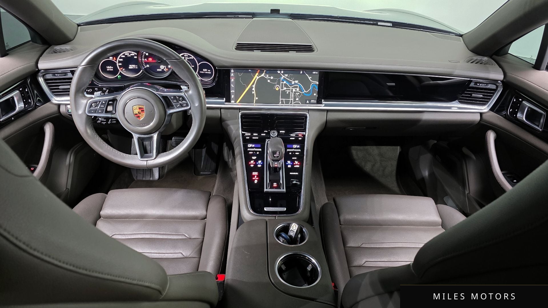 Porsche Panamera 2018 — миниатюра 7