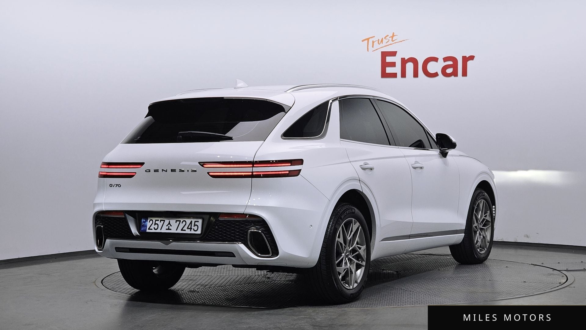 Genesis GV70 2023 — миниатюра 2