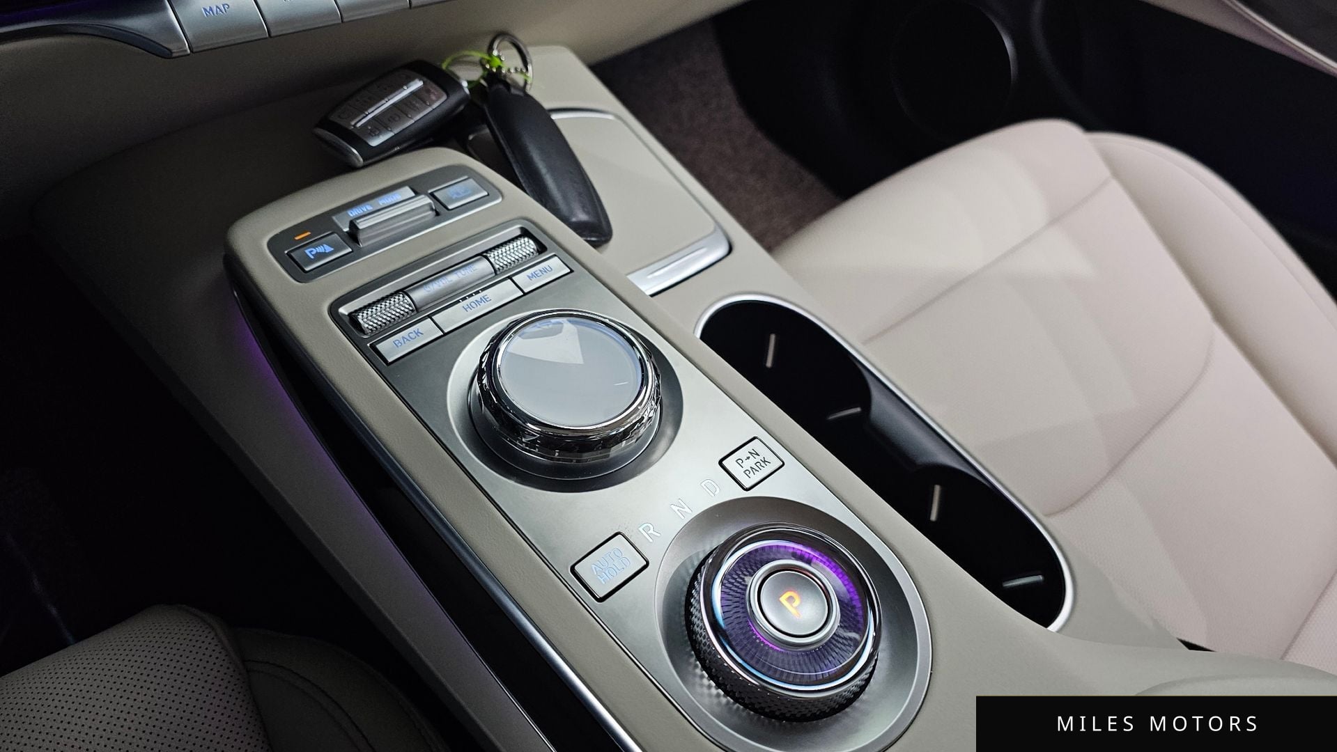 Genesis GV70 2023 — миниатюра 9