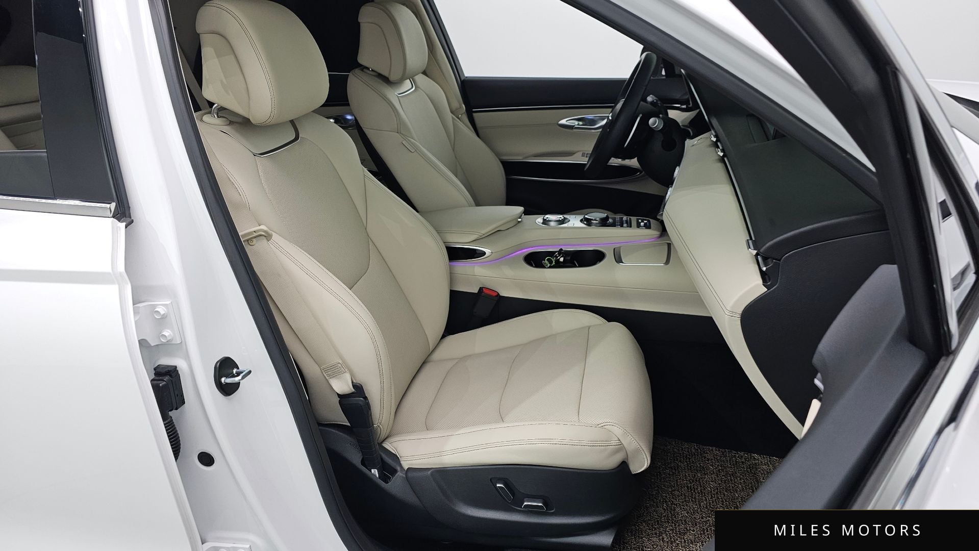 Genesis GV70 2023 — миниатюра 10