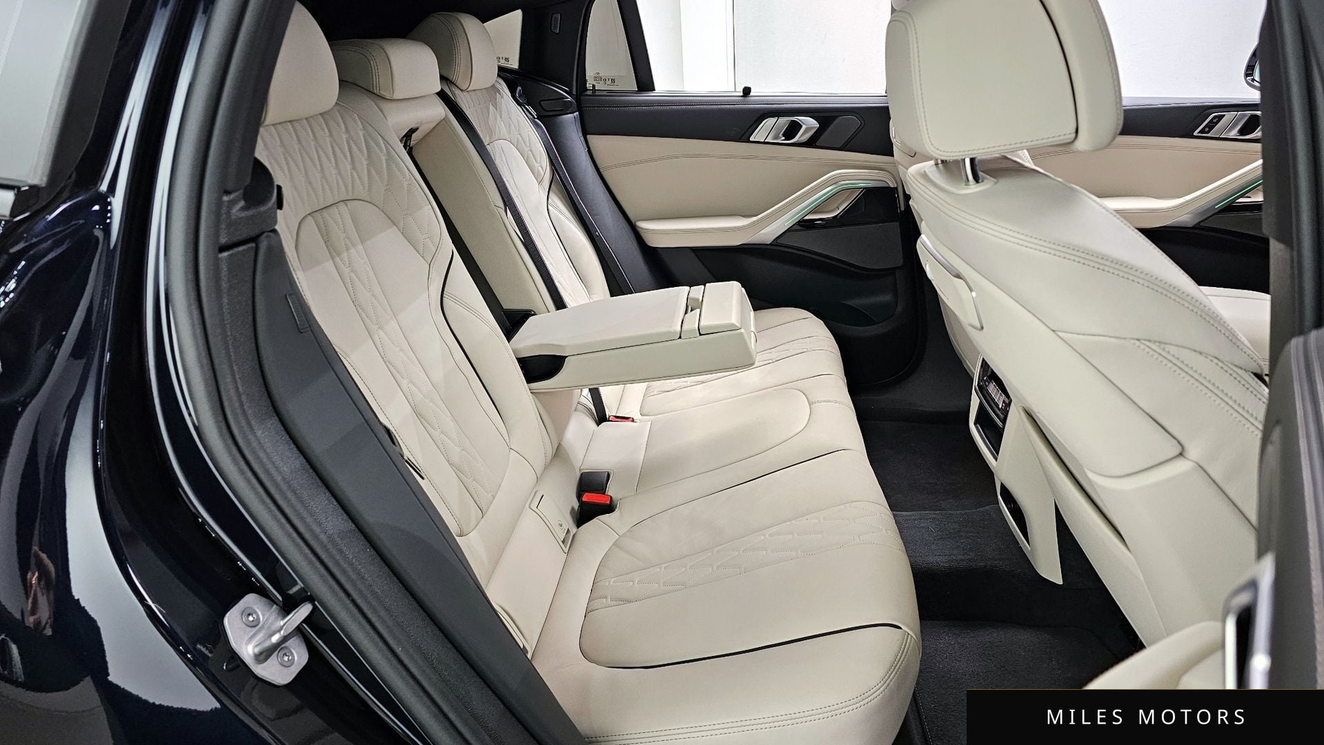BMW X6 (G06) 2025 — миниатюра 12