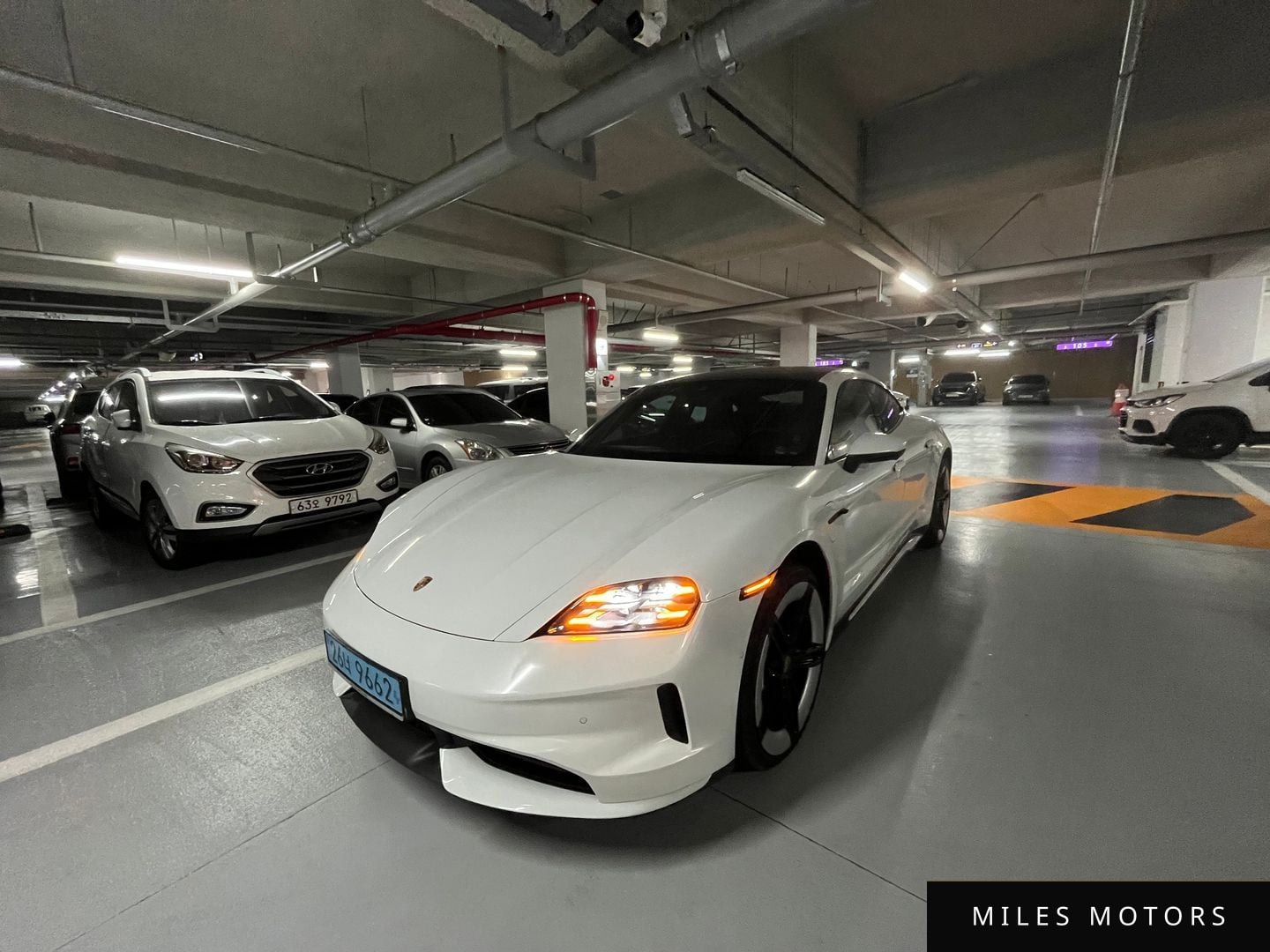Porsche Taycan 2025 — миниатюра 2