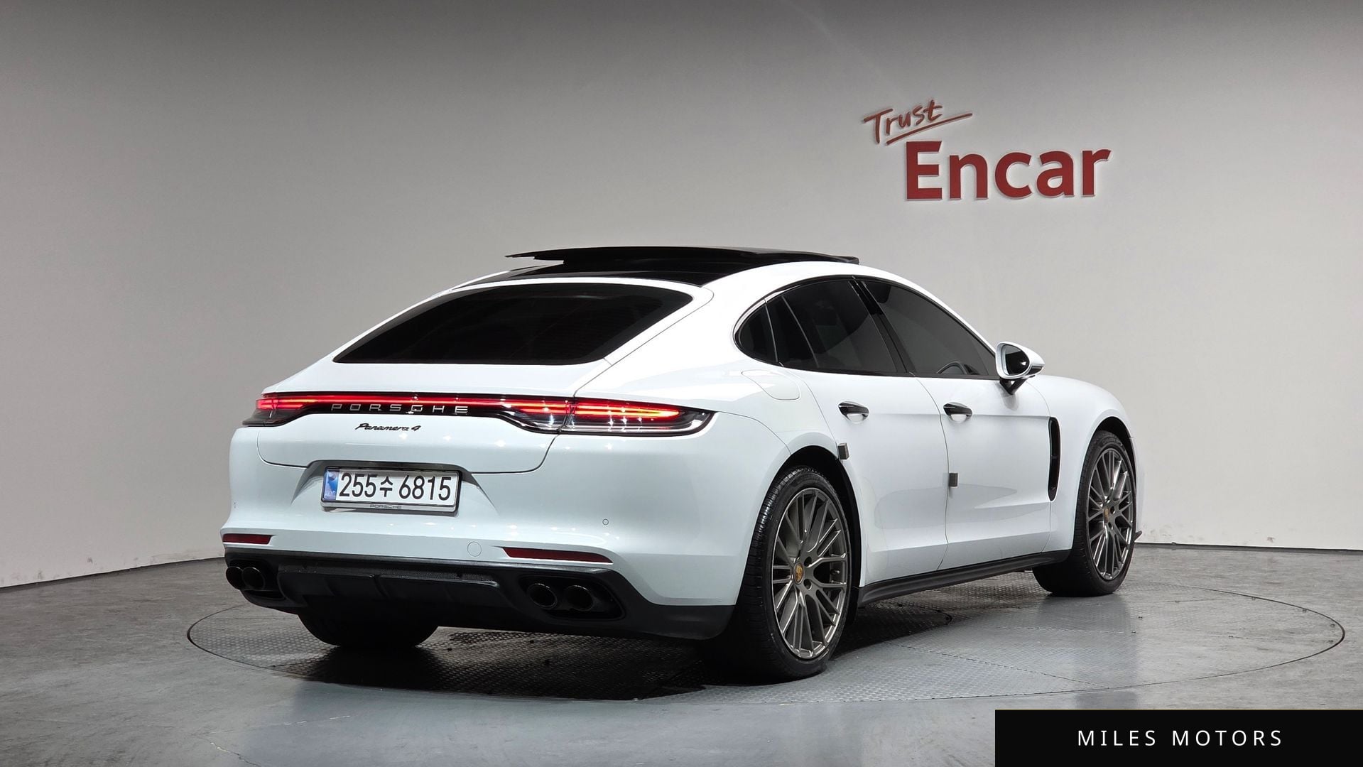 Porsche 파나메라 (971) 2023 — миниатюра 2