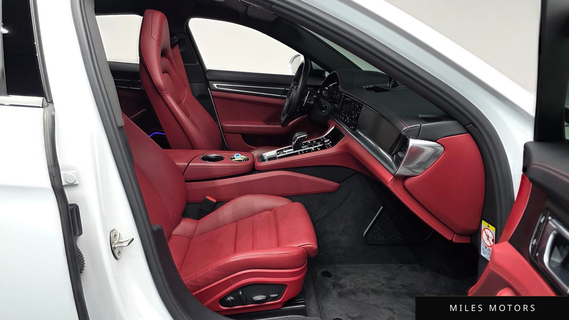 Porsche 파나메라 (971) 2023 — миниатюра 11