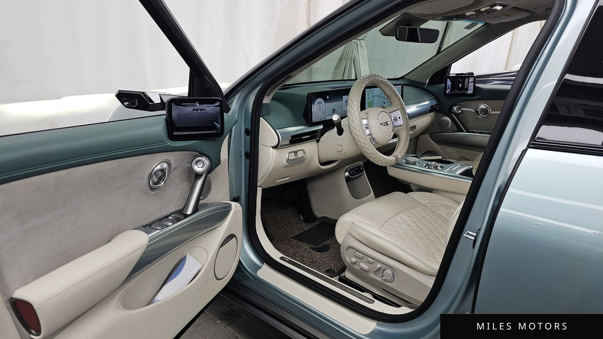 Genesis GV60 2023 — миниатюра 10