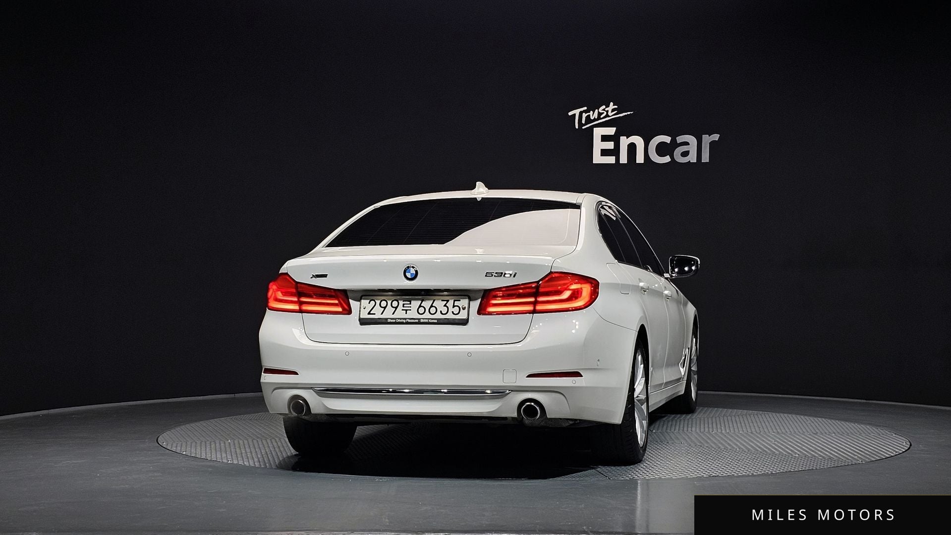 BMW 5 Series (G30) 2019 — миниатюра 4