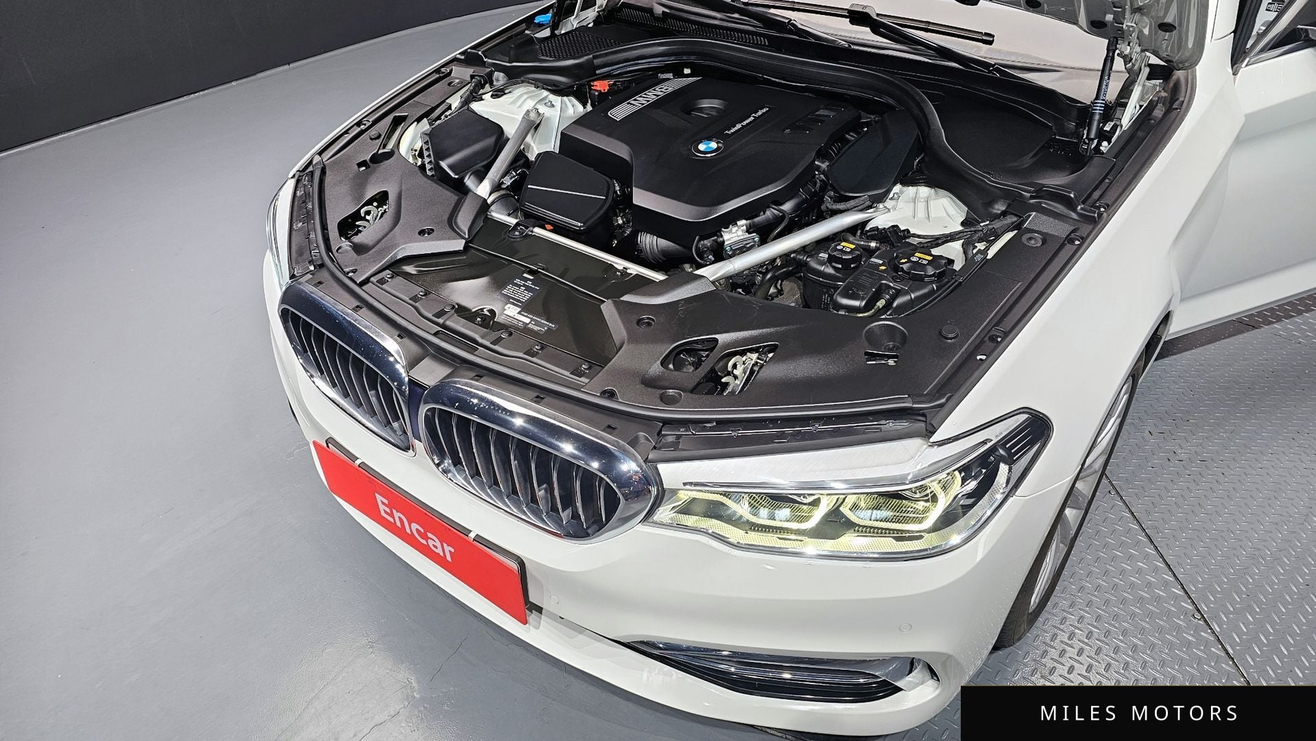BMW 5 Series (G30) 2019 — миниатюра 6