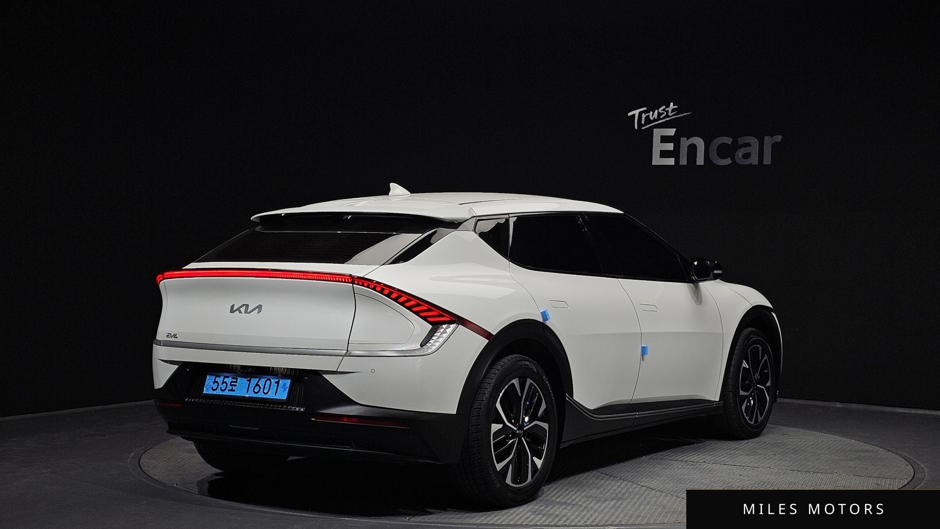 Kia EV6 2022 — миниатюра 2