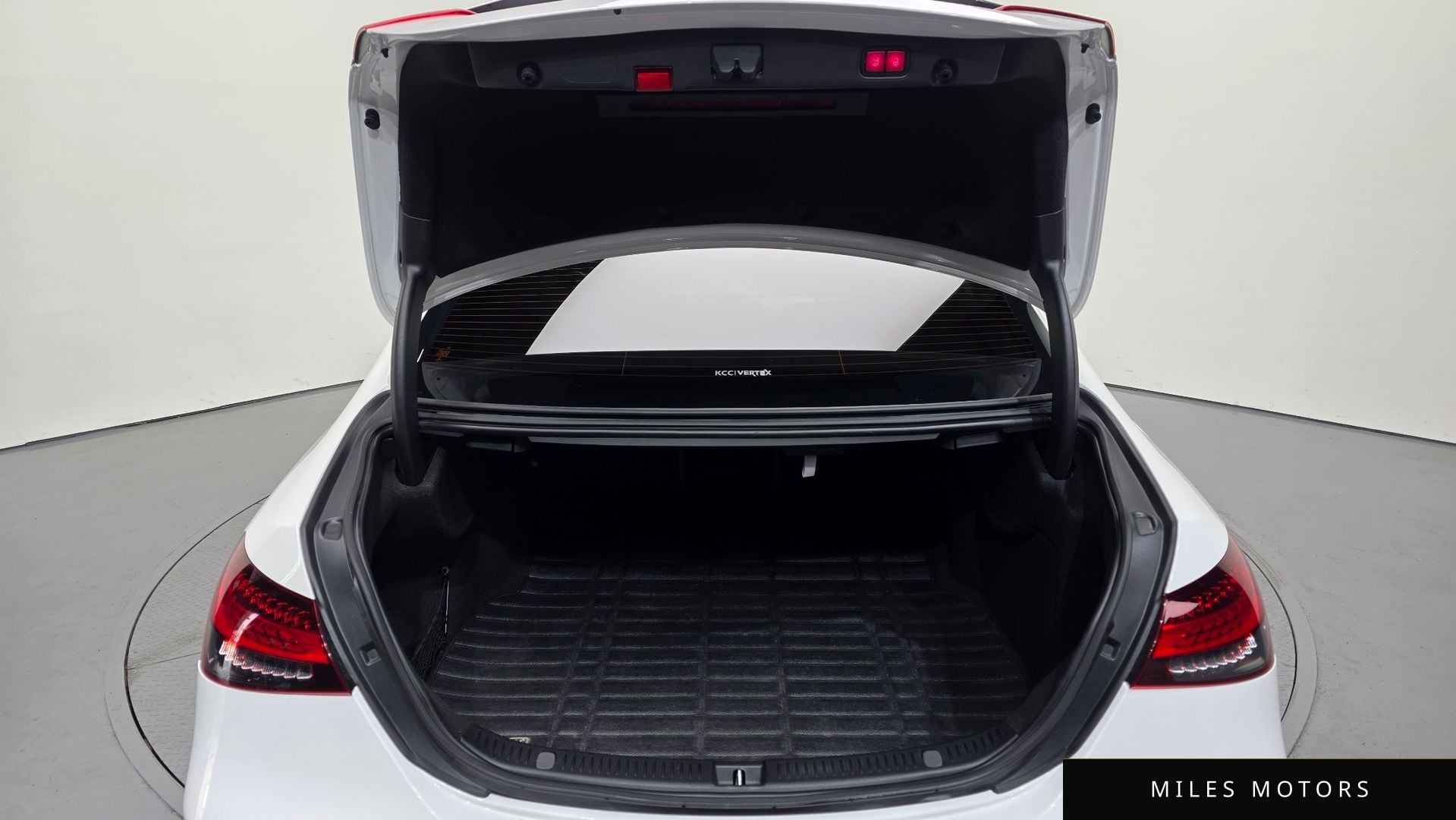 Mercedes-Benz E-클래스 W213 2021 — миниатюра 20