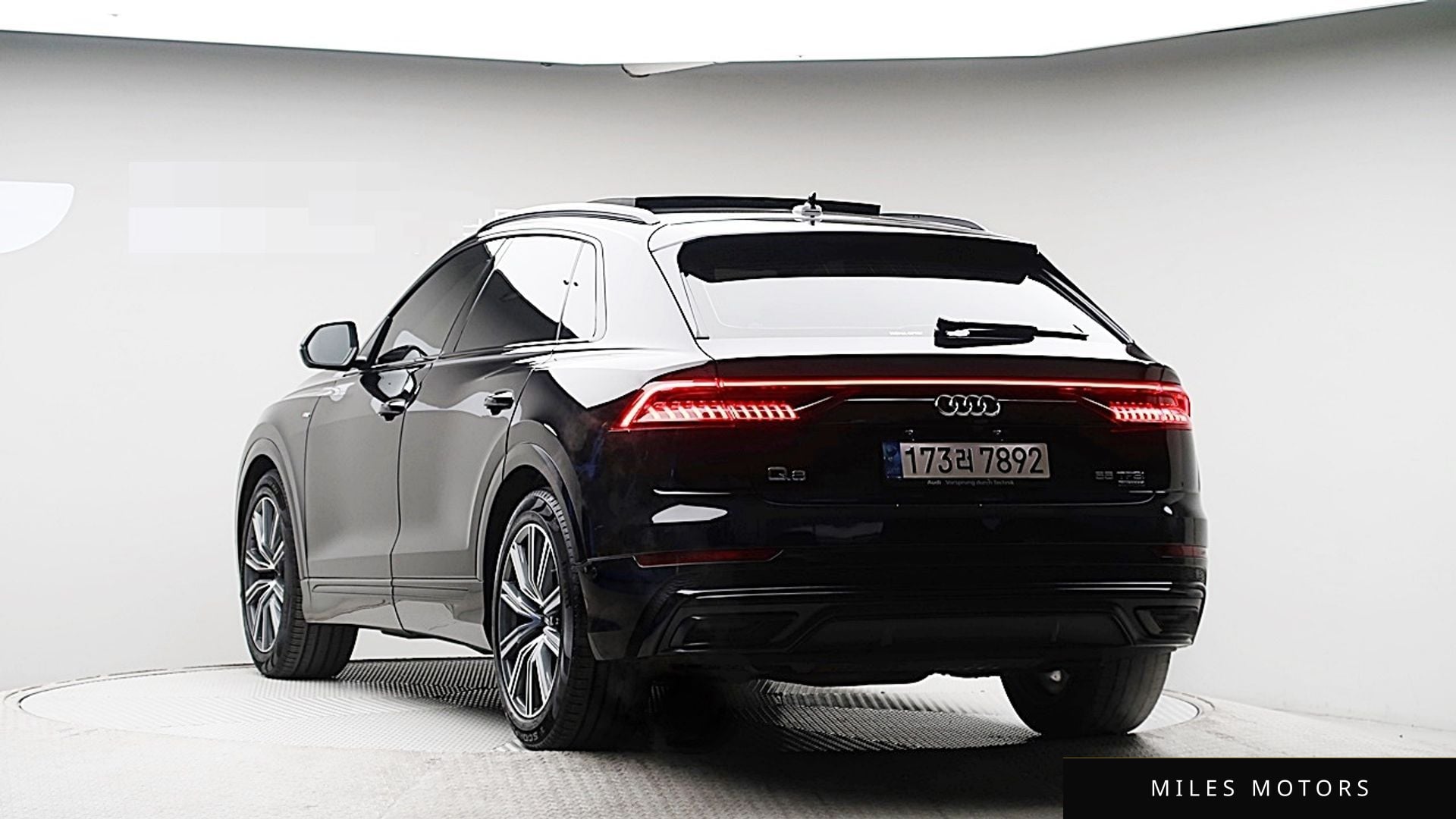Audi Q8 (4M) 2021 — миниатюра 2
