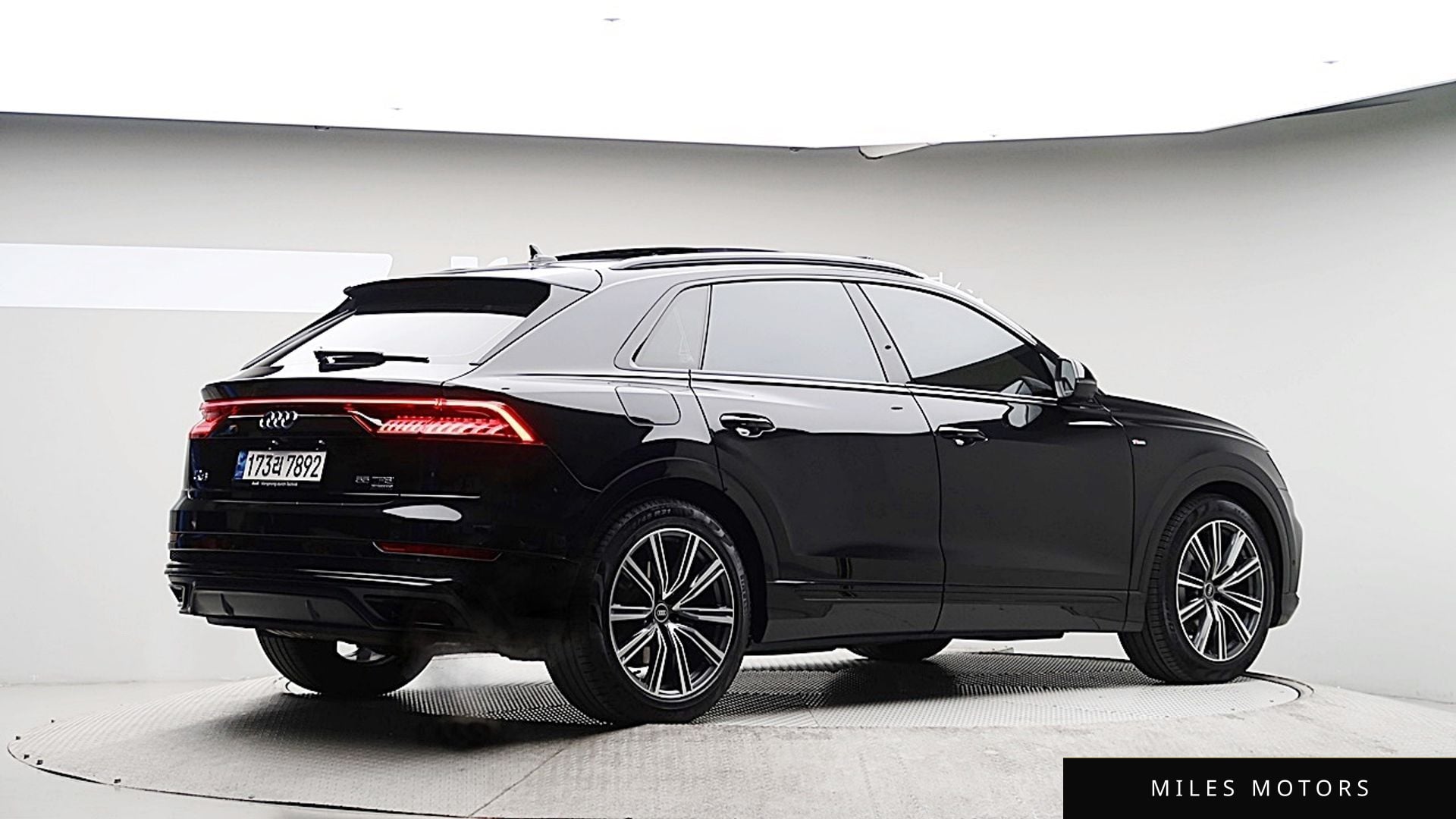 Audi Q8 (4M) 2021 — миниатюра 4