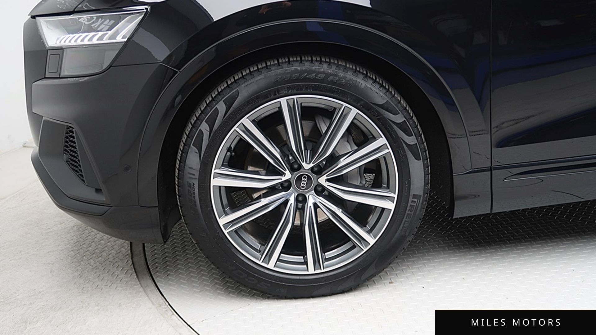 Audi Q8 (4M) 2021 — миниатюра 5