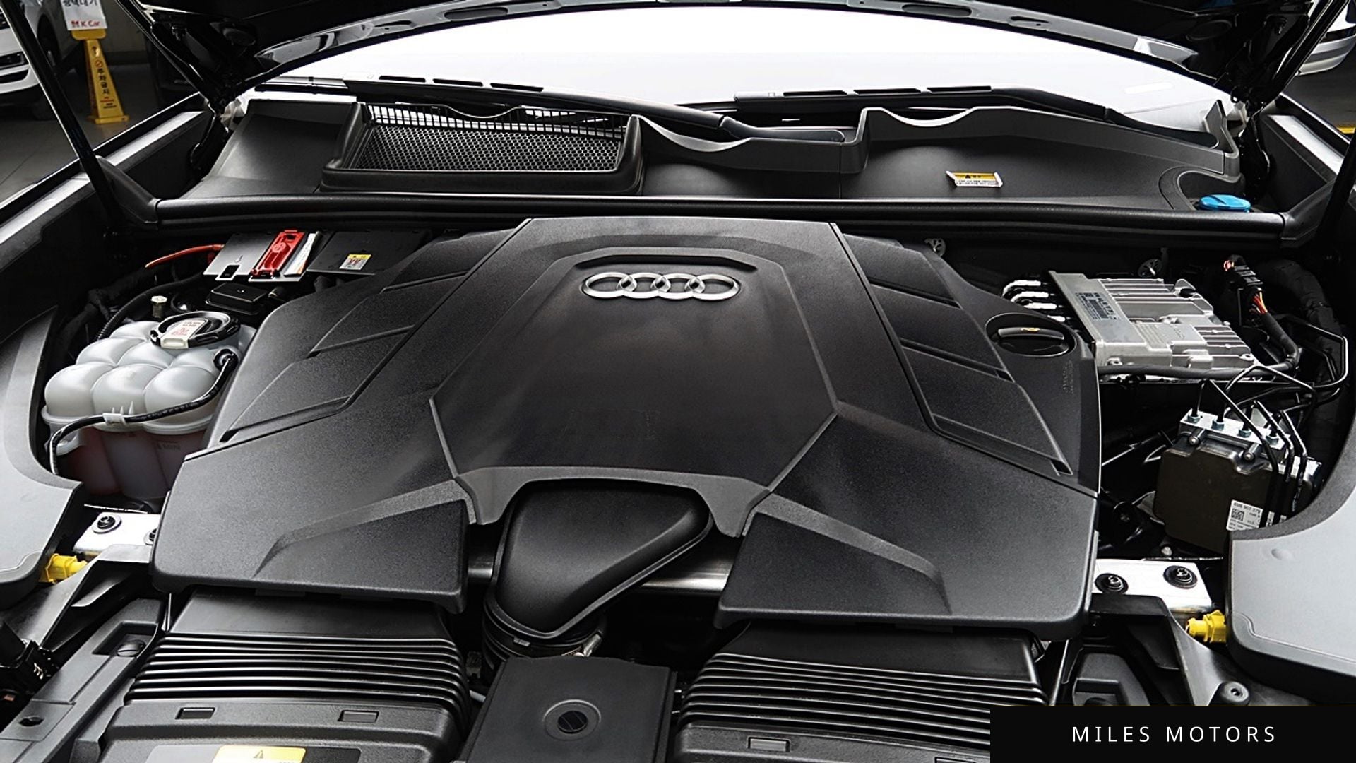 Audi Q8 (4M) 2021 — миниатюра 6
