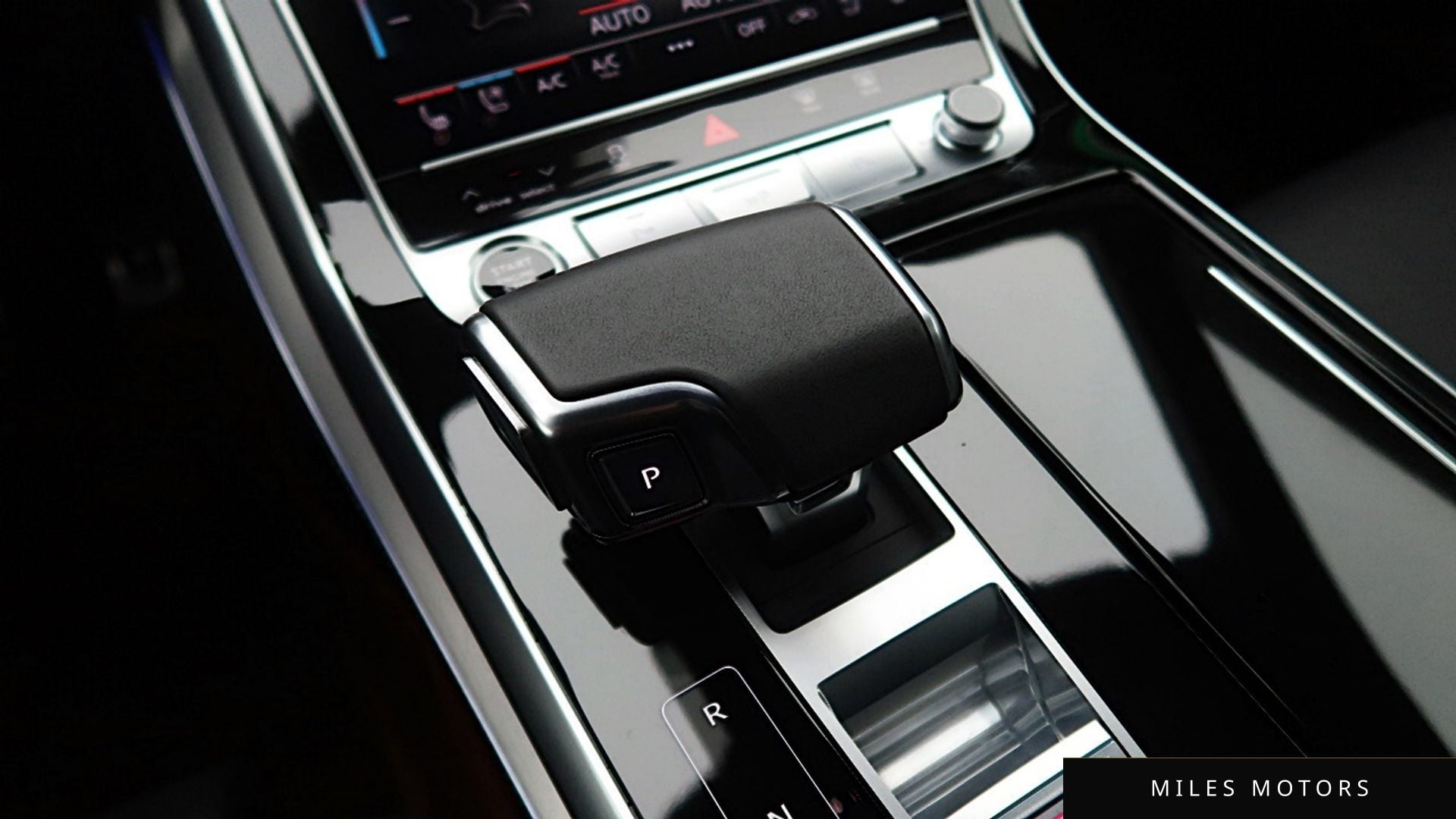 Audi Q8 (4M) 2021 — миниатюра 12