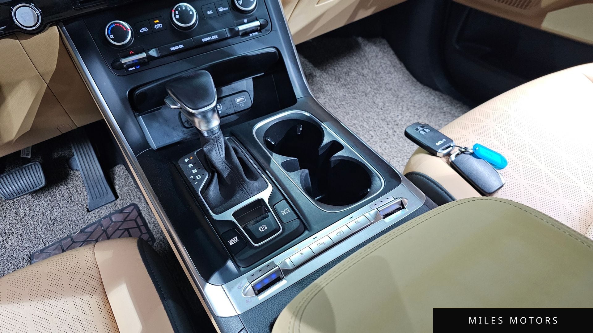 Kia Carnival 2022 — миниатюра 8