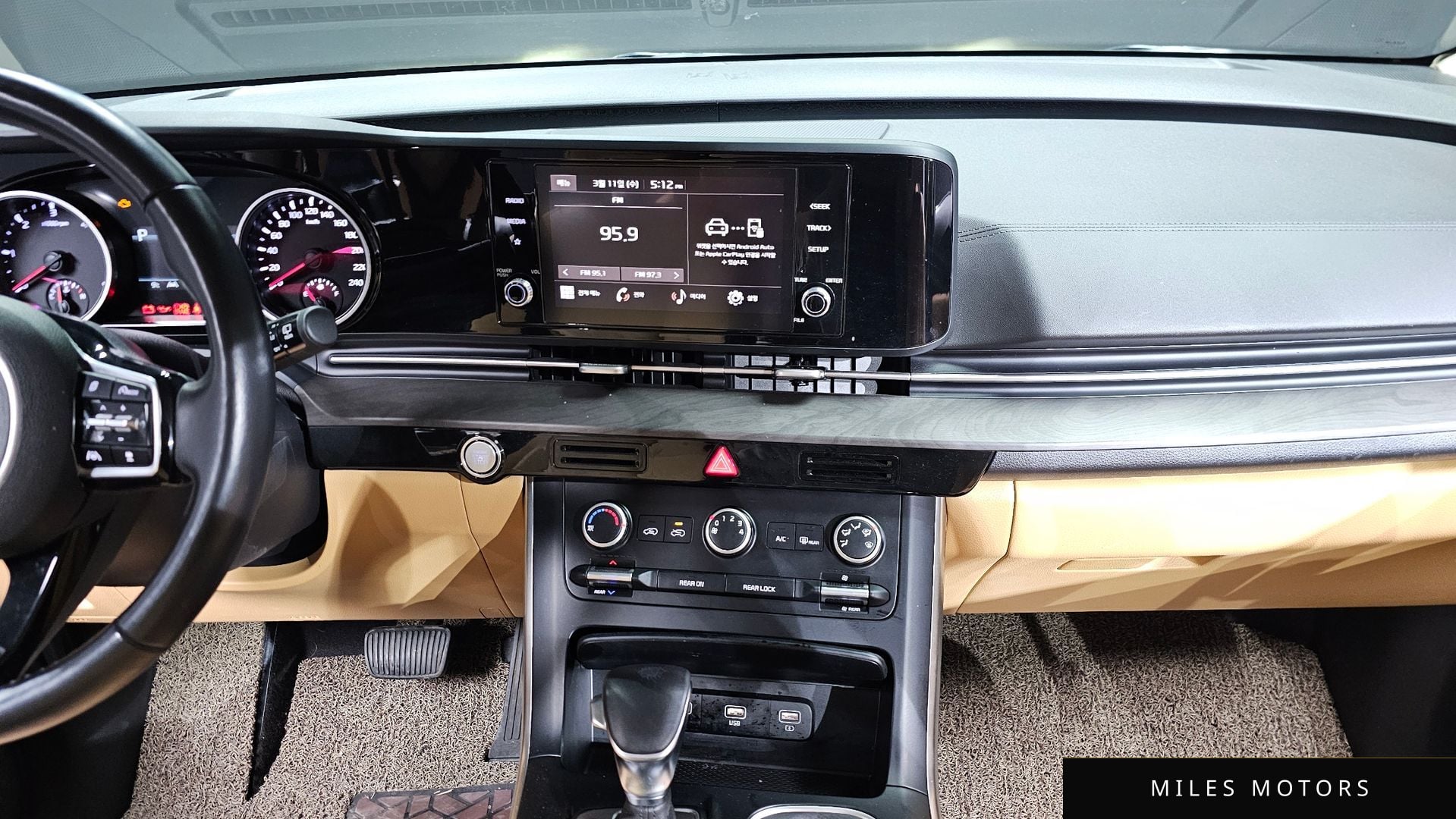 Kia Carnival 2022 — миниатюра 14