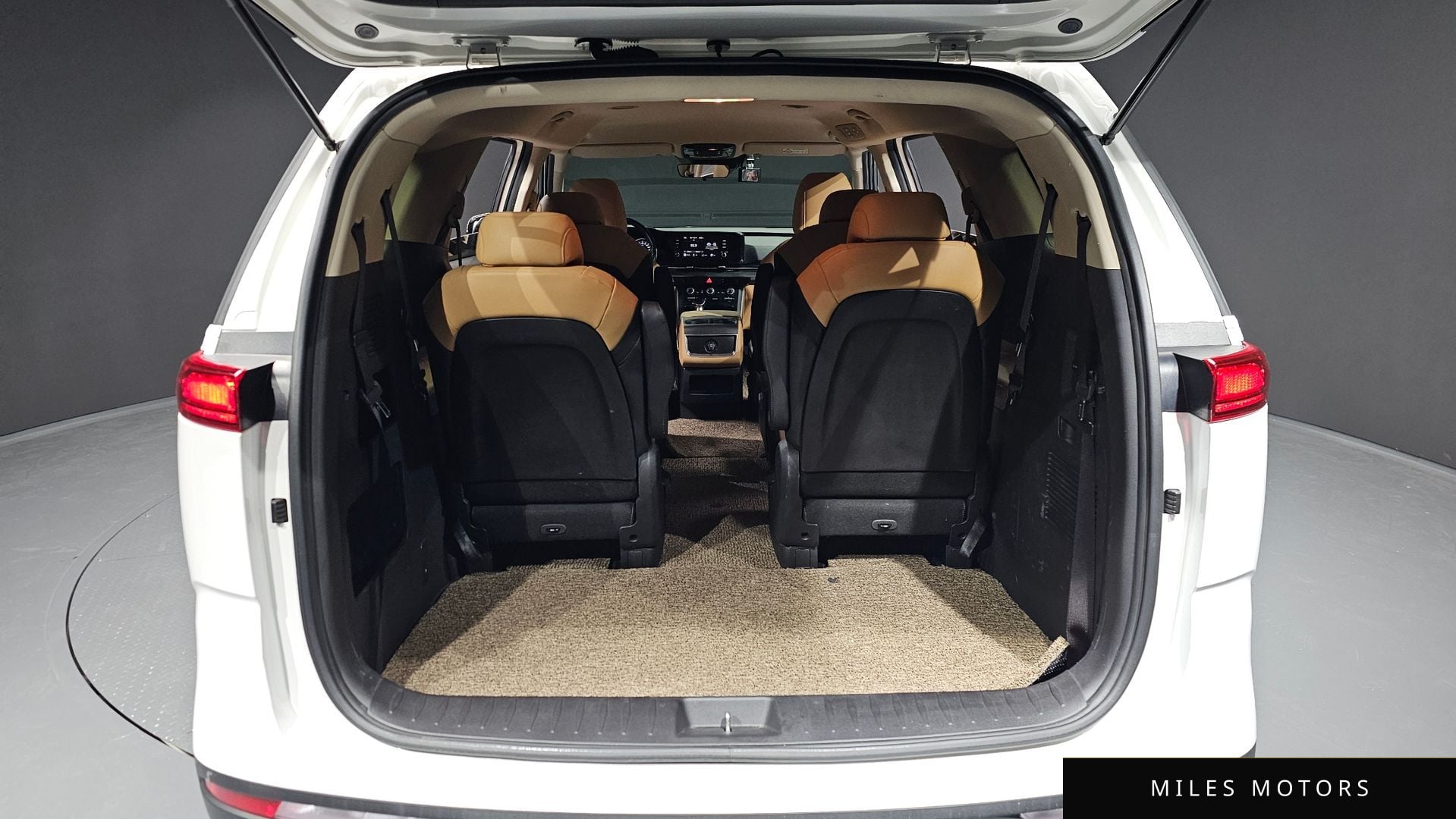 Kia Carnival 2022 — миниатюра 20
