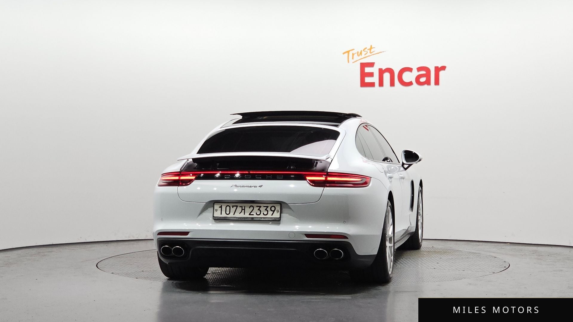 Porsche Panamera 2018 — миниатюра 4