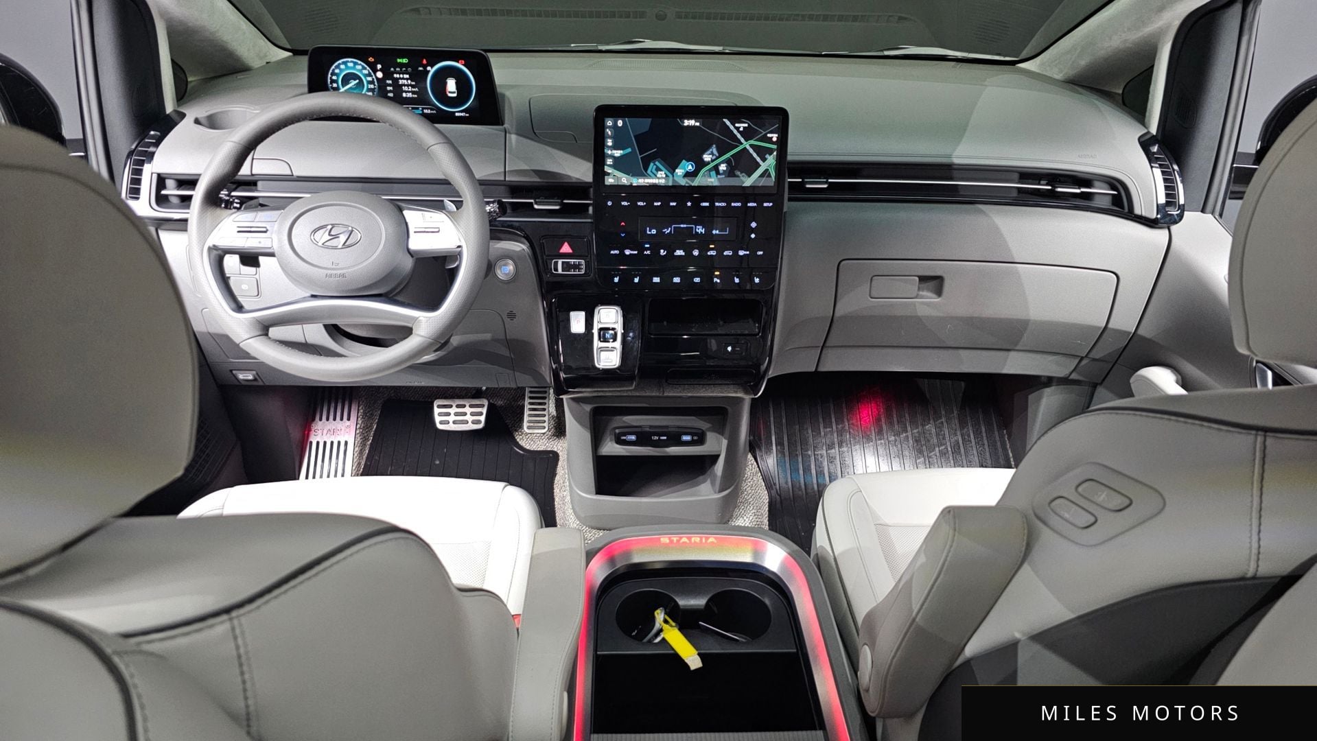 Hyundai Staria 2022 — миниатюра 7