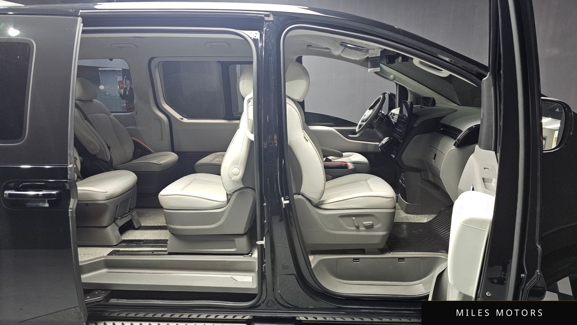 Hyundai Staria 2022 — миниатюра 11