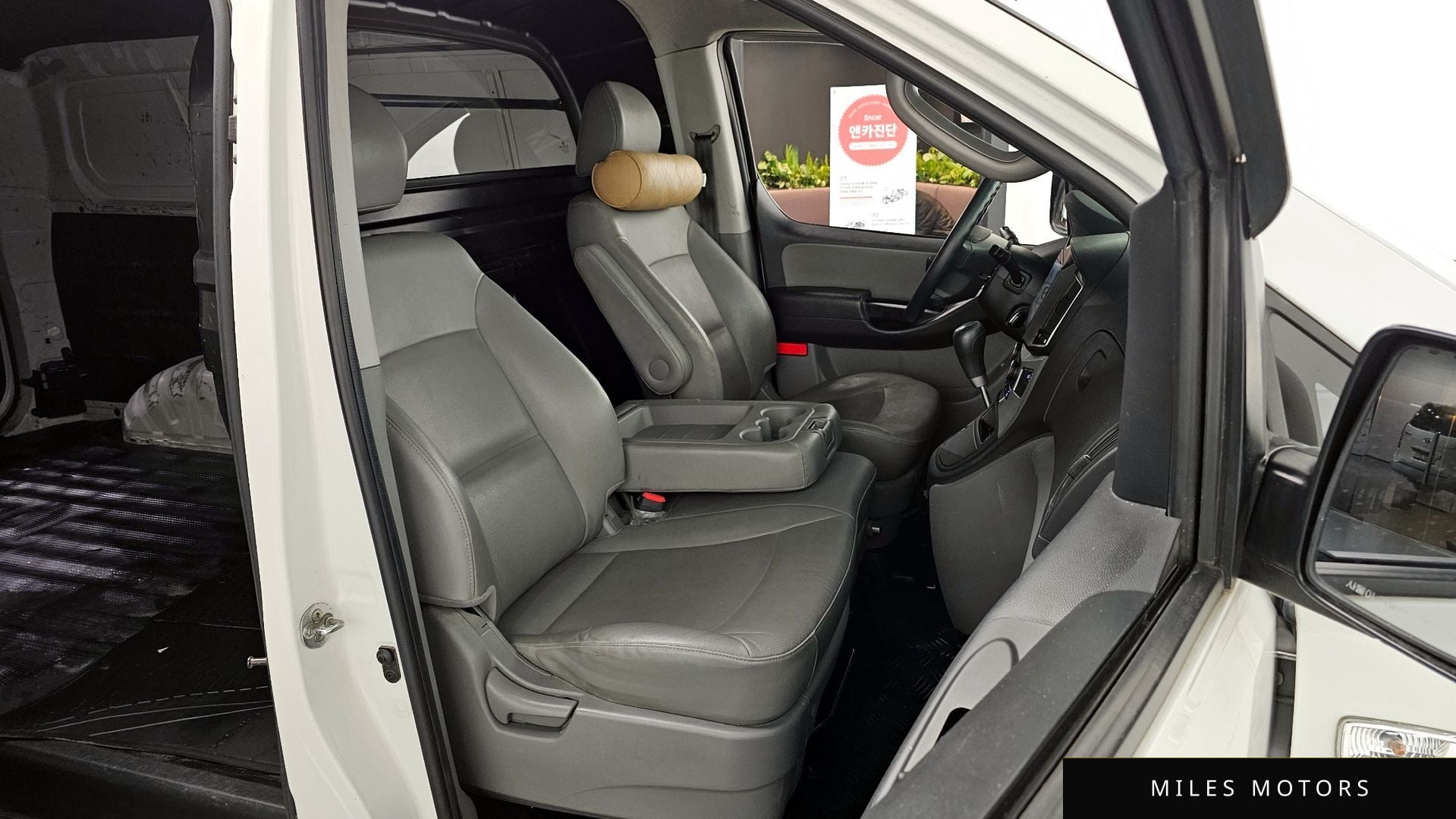 Hyundai Starex 2017 — миниатюра 10