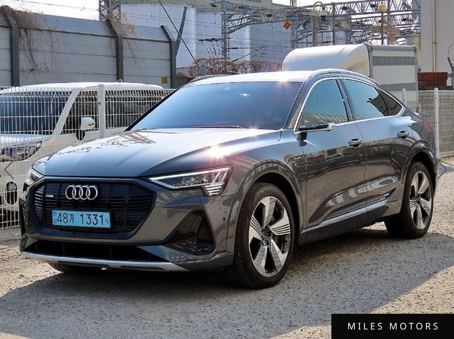 Audi e-tron 2022 — миниатюра 2