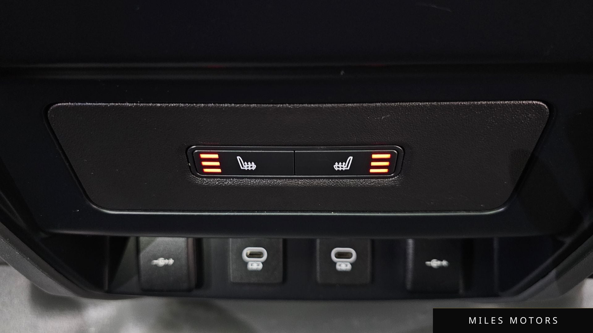 Land Rover 디펜더 (L663) 2022 — миниатюра 18