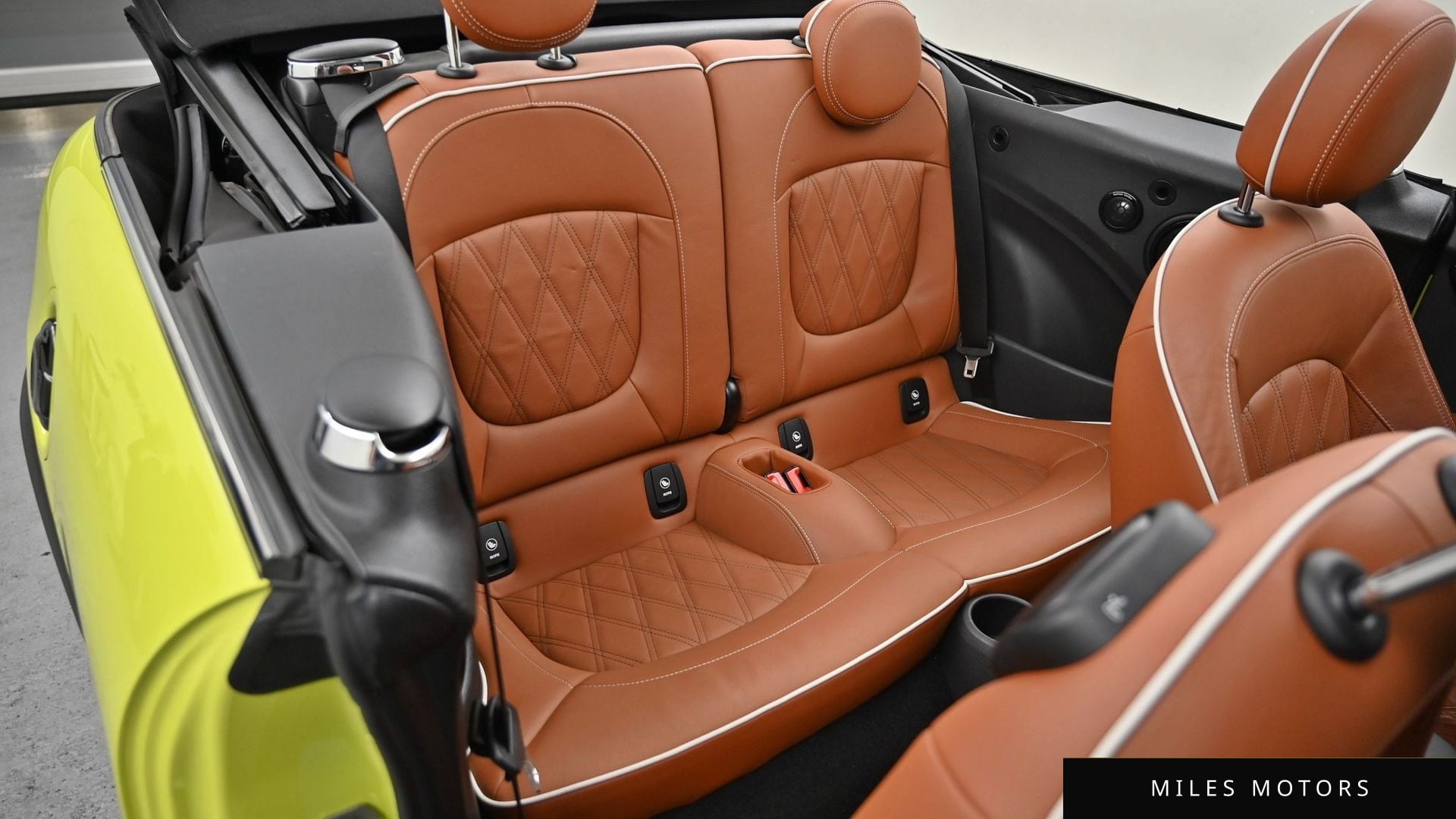 MINI Cooper Convertible 2022 — миниатюра 12