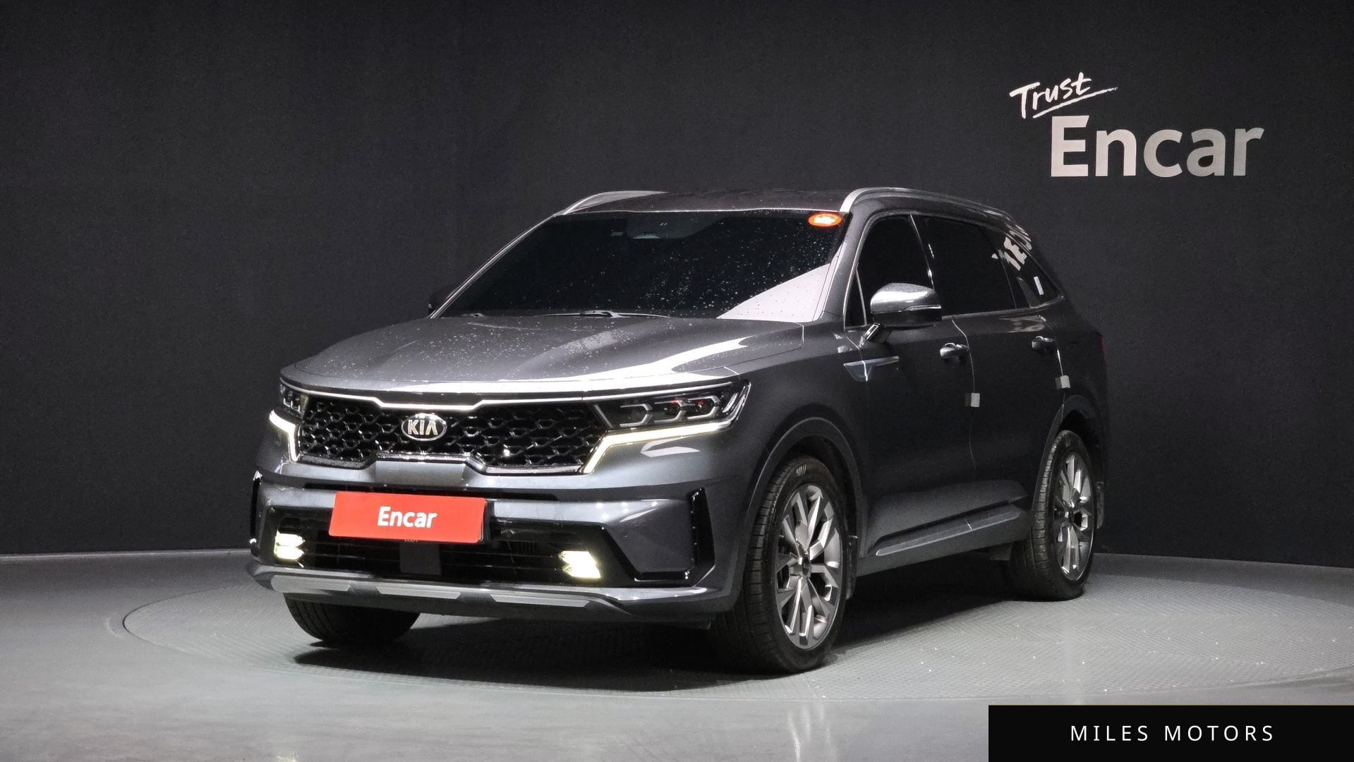 Kia Sorento 2021 — фото 1 из 12