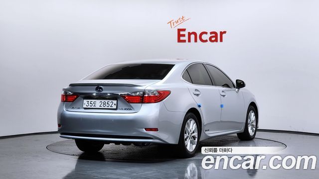 Лексус ES300h 2014 — миниатюра 2
