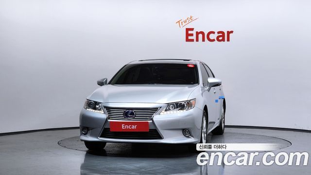 Лексус ES300h 2014 — миниатюра 3