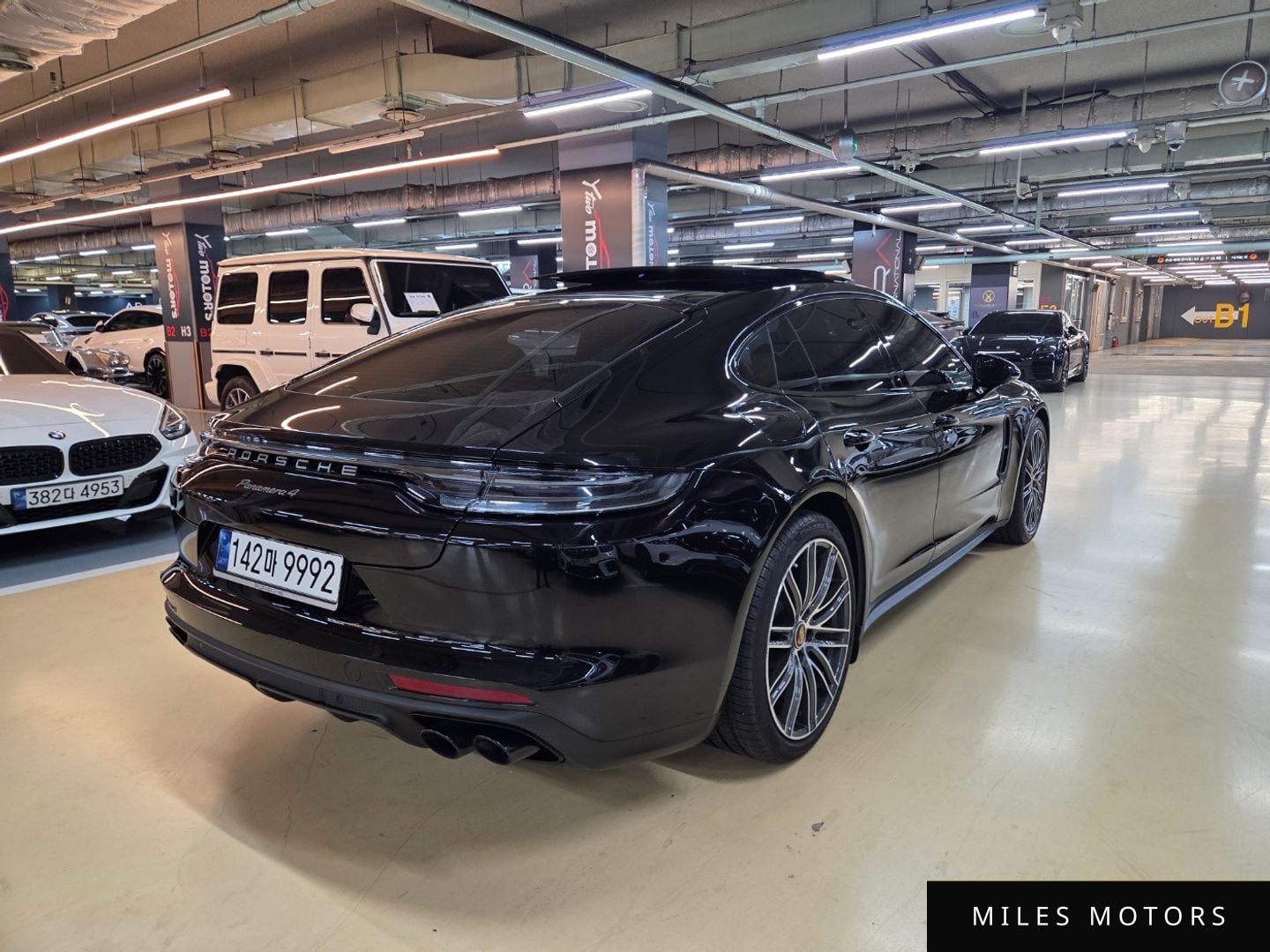 Porsche Panamera 2023 — миниатюра 3