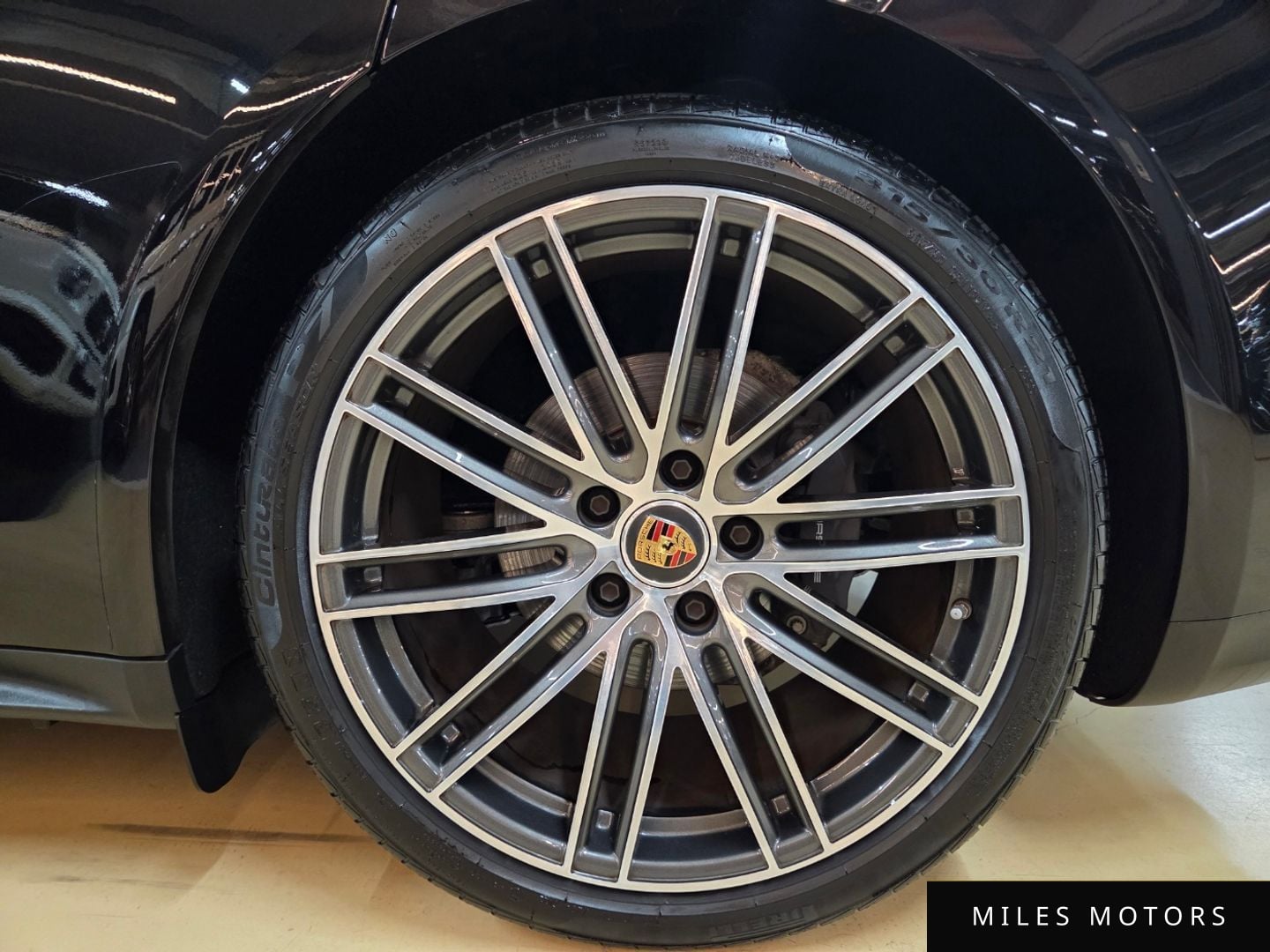 Porsche Panamera 2023 — миниатюра 6