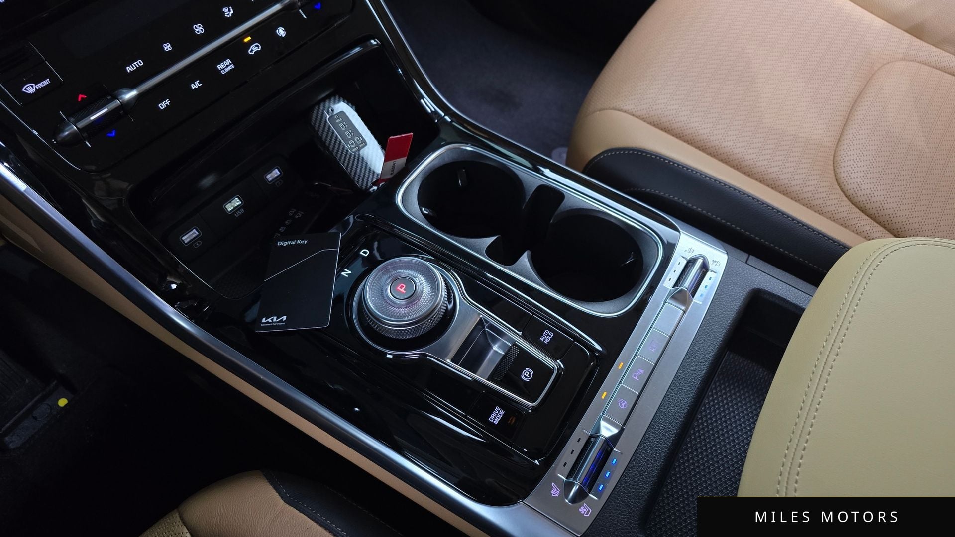 Kia Carnival 2023 — миниатюра 9
